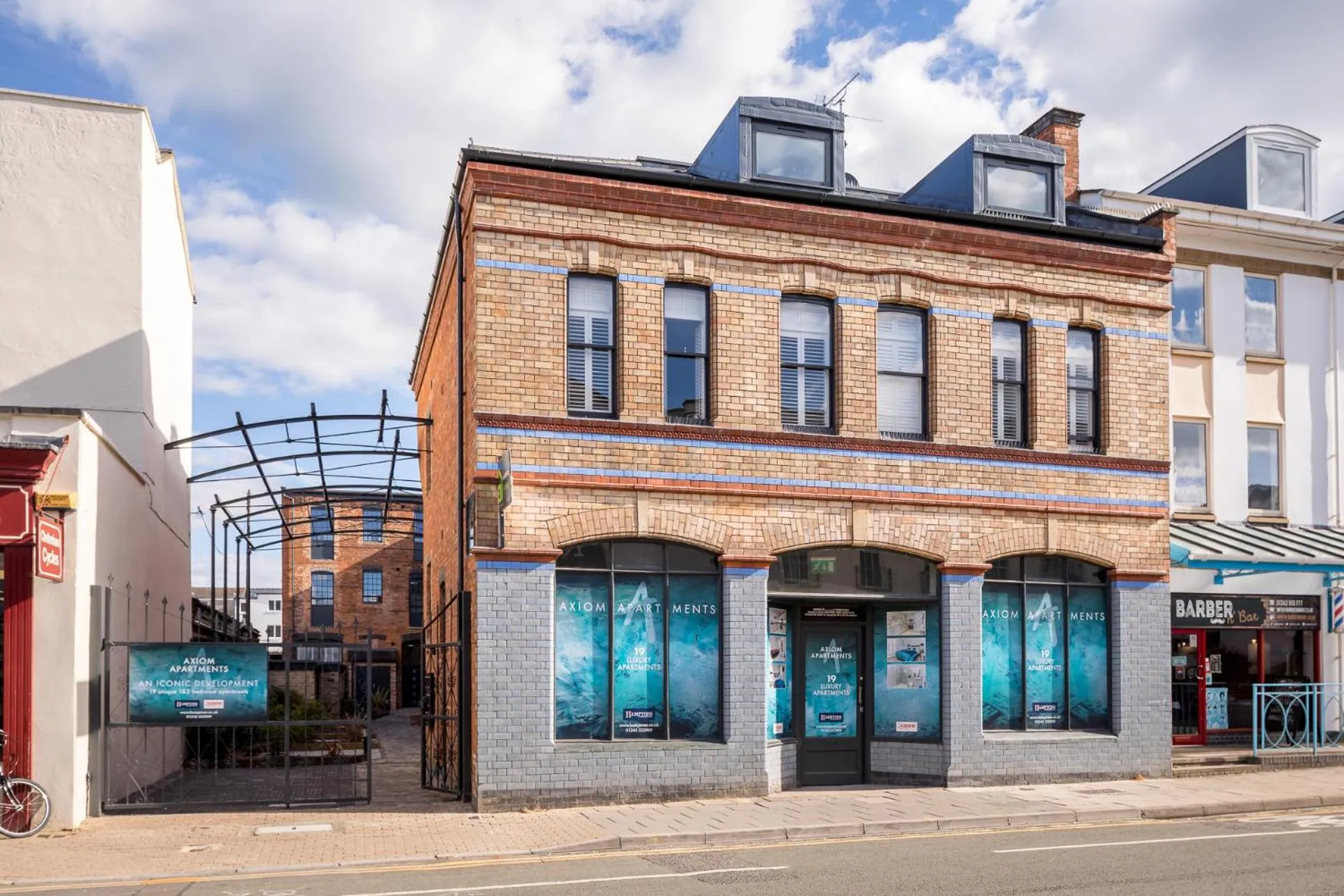 Facade/entrance in Elliot Oliver - Stylish 2 Bedroom Town Centre Apartment