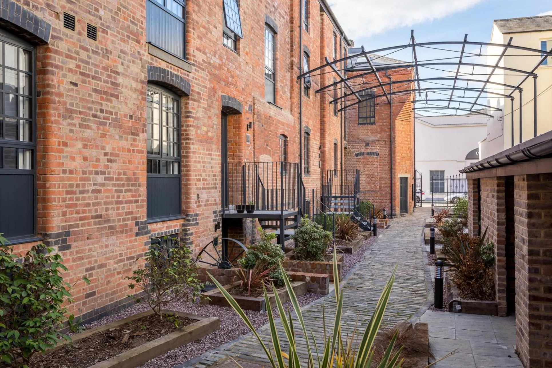 Facade/entrance in Elliot Oliver - Stylish 2 Bedroom Town Centre Apartment