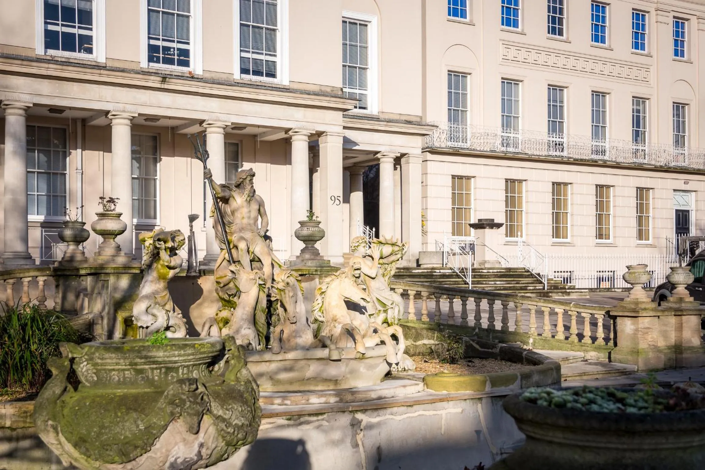 Neighbourhood in Elliot Oliver - Stylish 2 Bedroom Town Centre Apartment