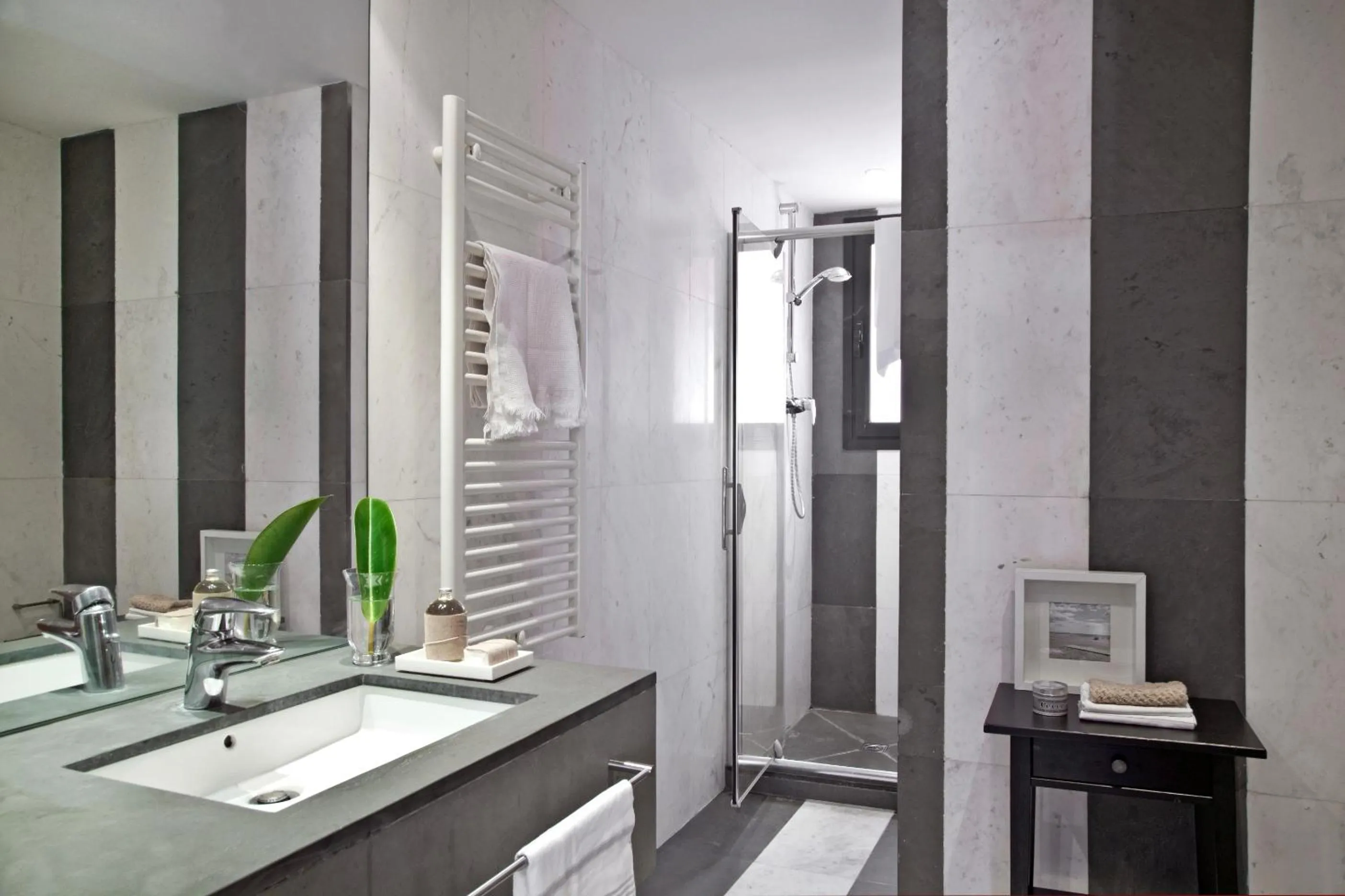 Bathroom in AinB Sagrada Familia Apartments