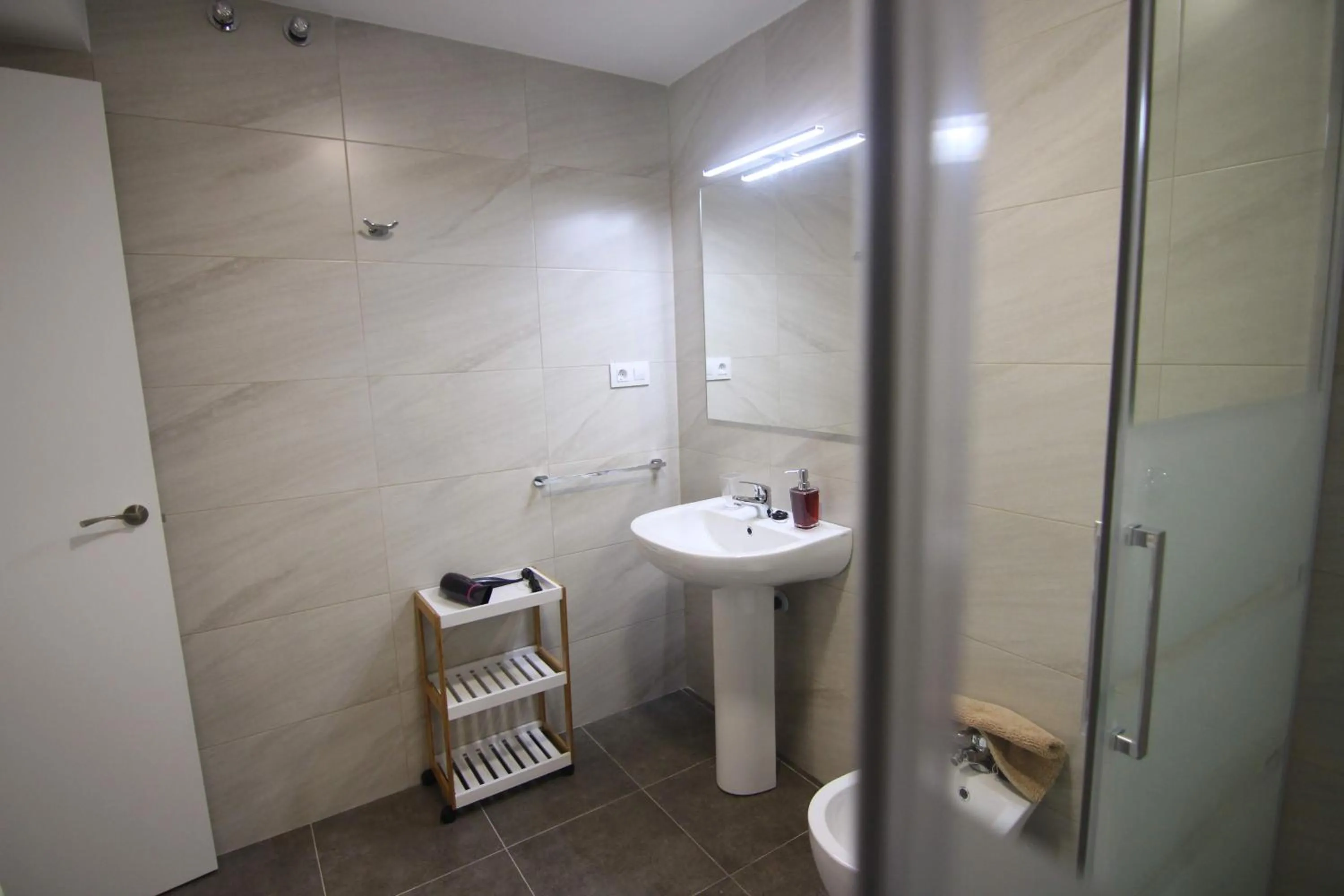 Bathroom in Apartamento GRACIA by Cadiz4Rentals