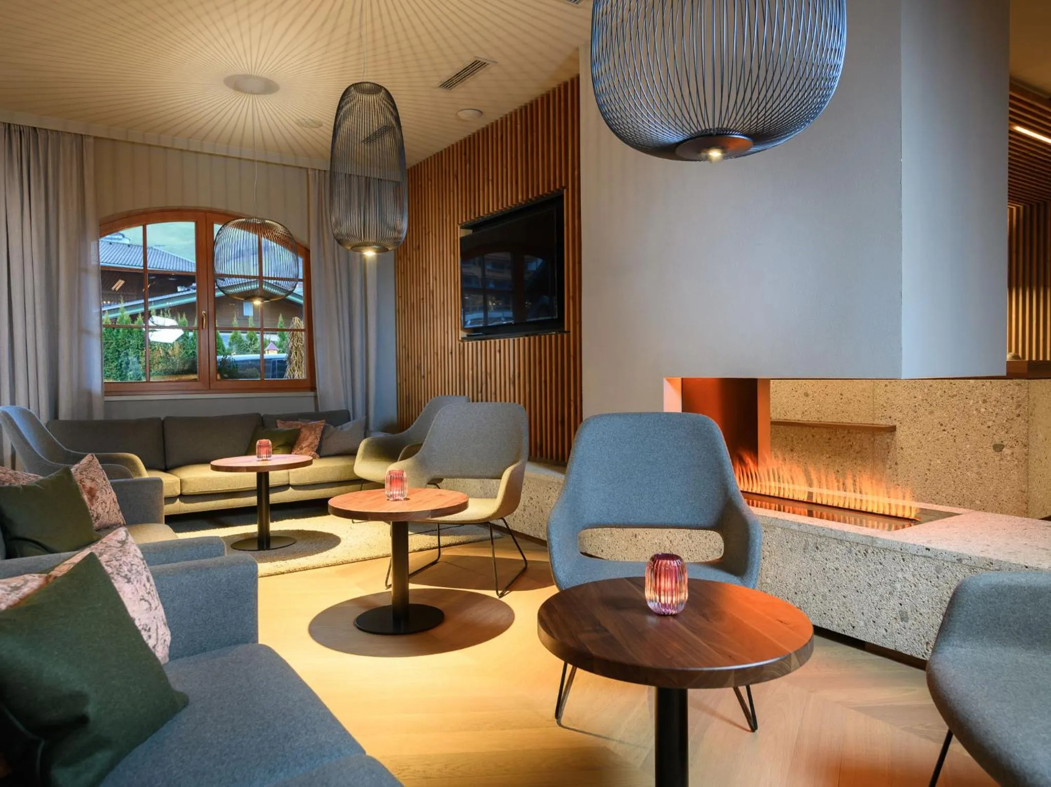 Lounge or bar in Boutique Hundehotel Bergzeit
