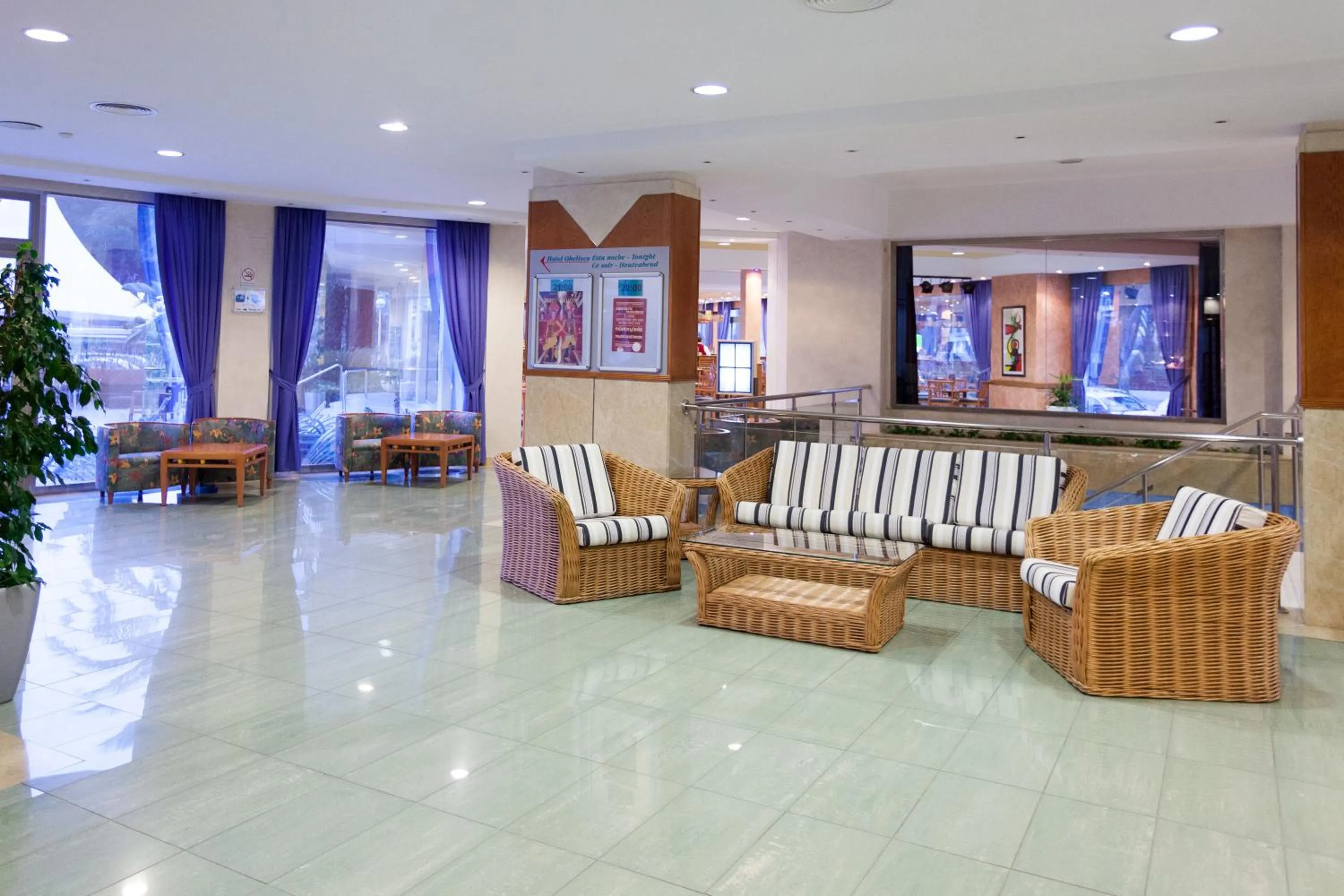 Lobby or reception in Hotel Obelisco