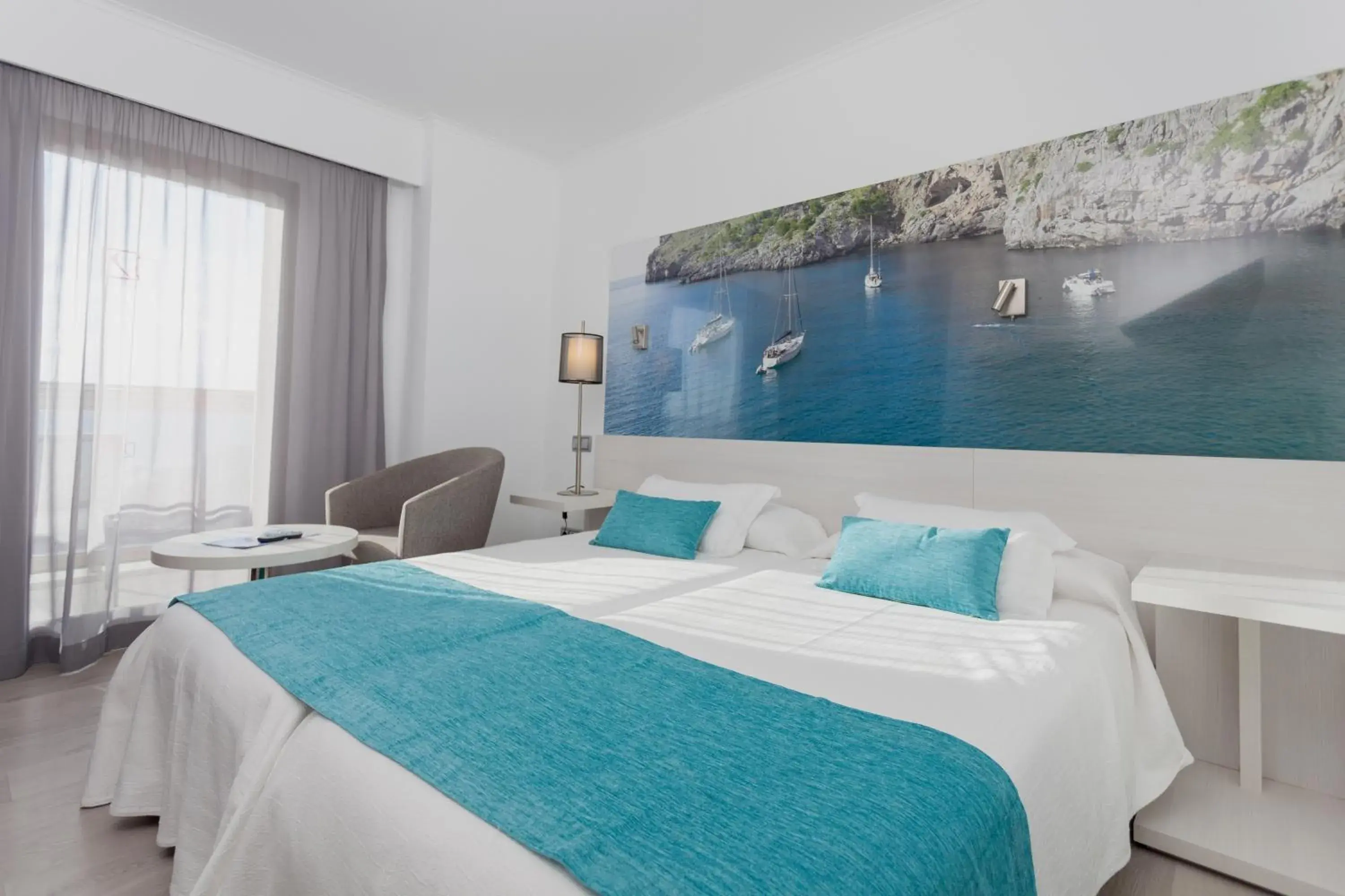 Photo of the whole room, Bed in Hotel Obelisco Photo of the whole room, Bed in Hotel Obelisco