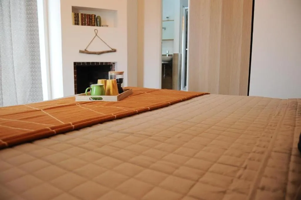 The Corner 180 Suite