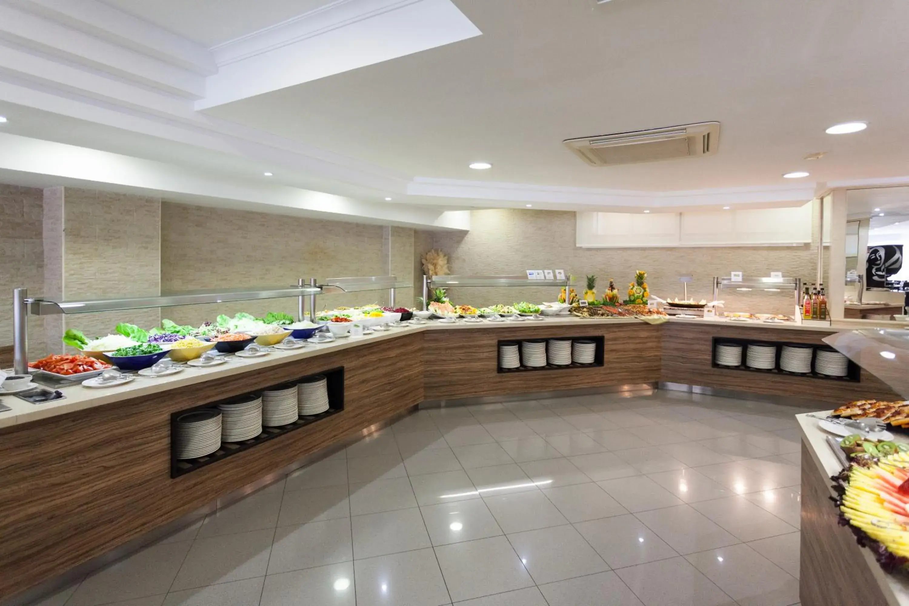 Restaurant/places to eat in Hotel Timor Restaurant/places to eat in Hotel Timor