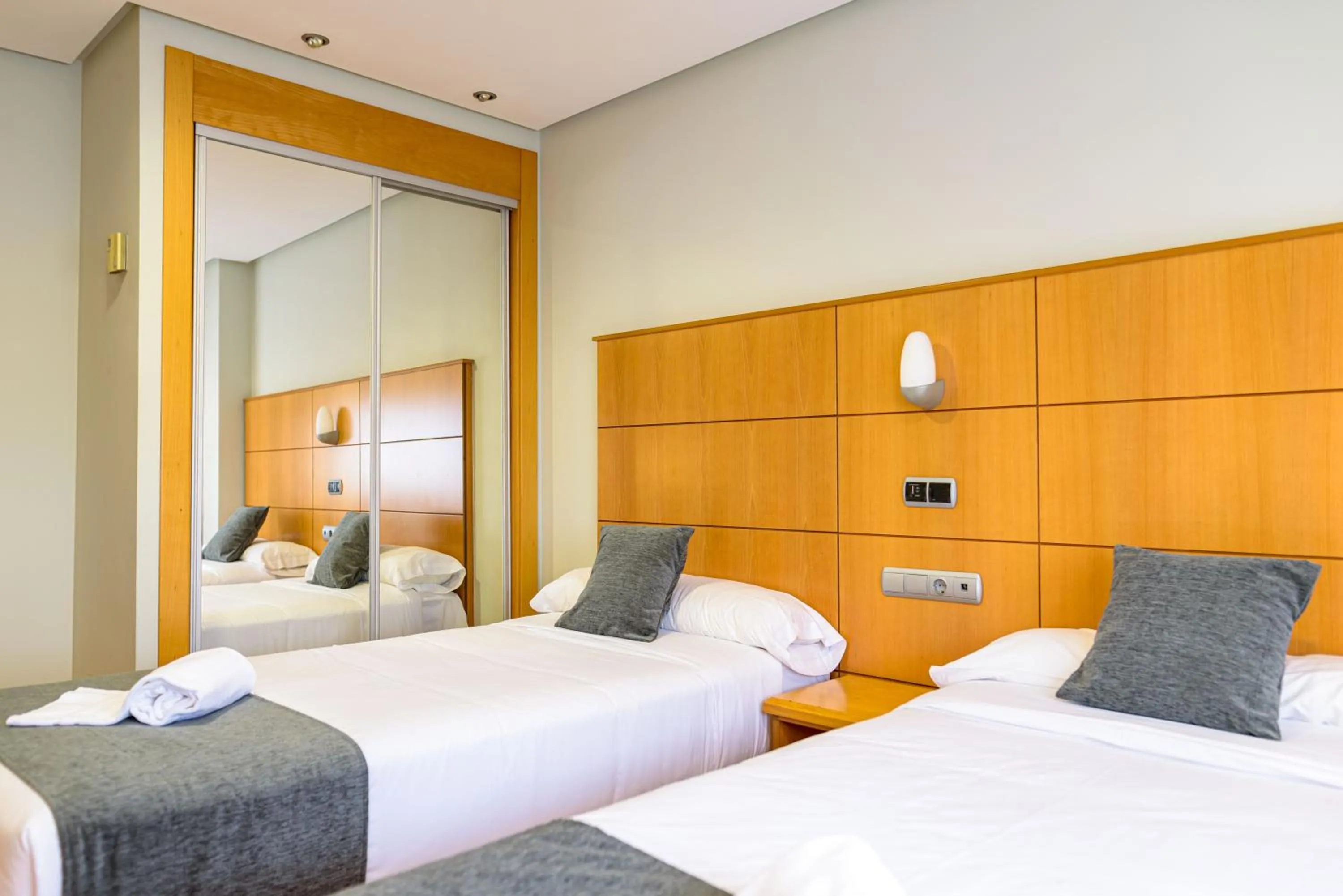 Bedroom, Bed in Hotel Alda Xinzo