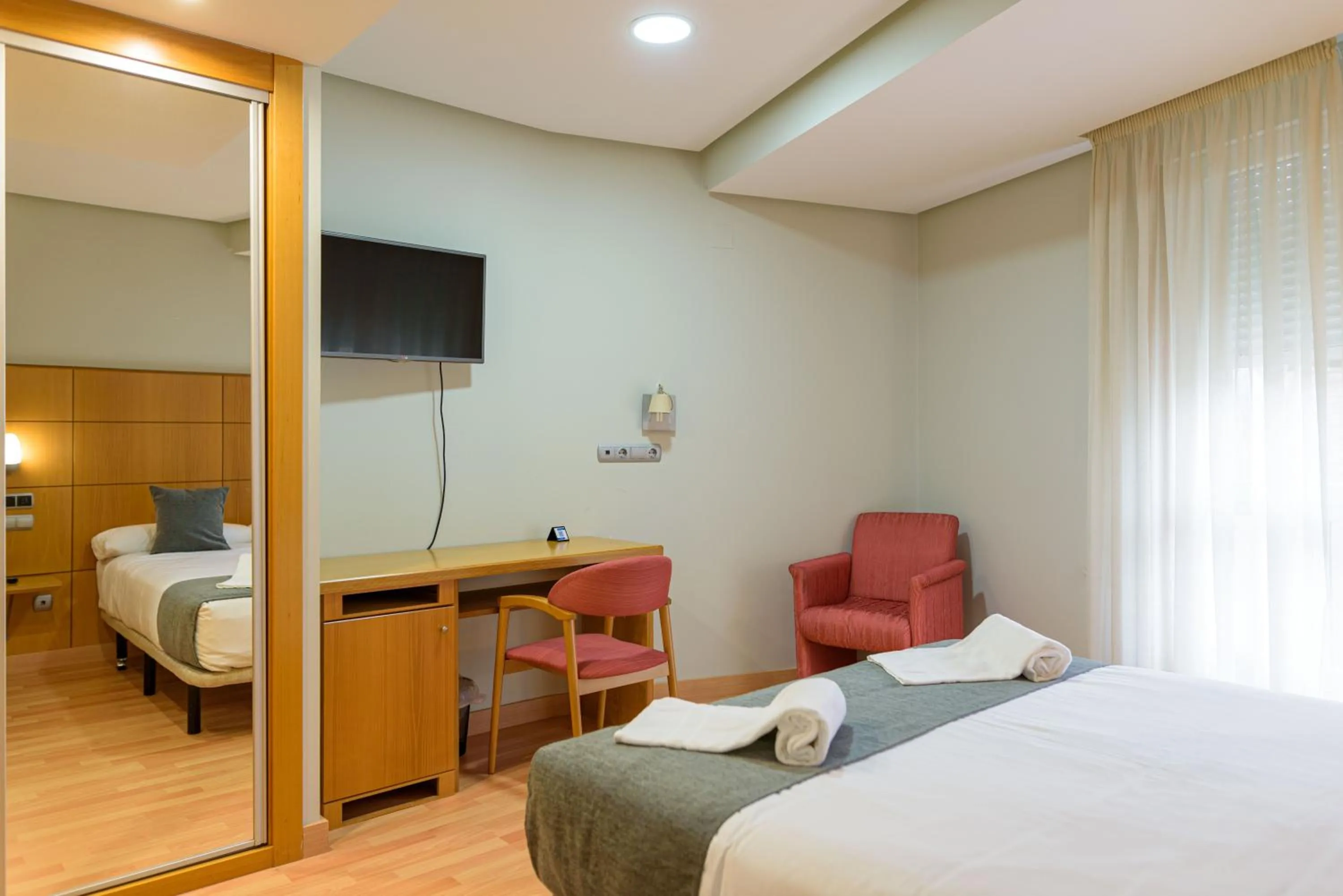 Bedroom, Bed in Hotel Alda Xinzo