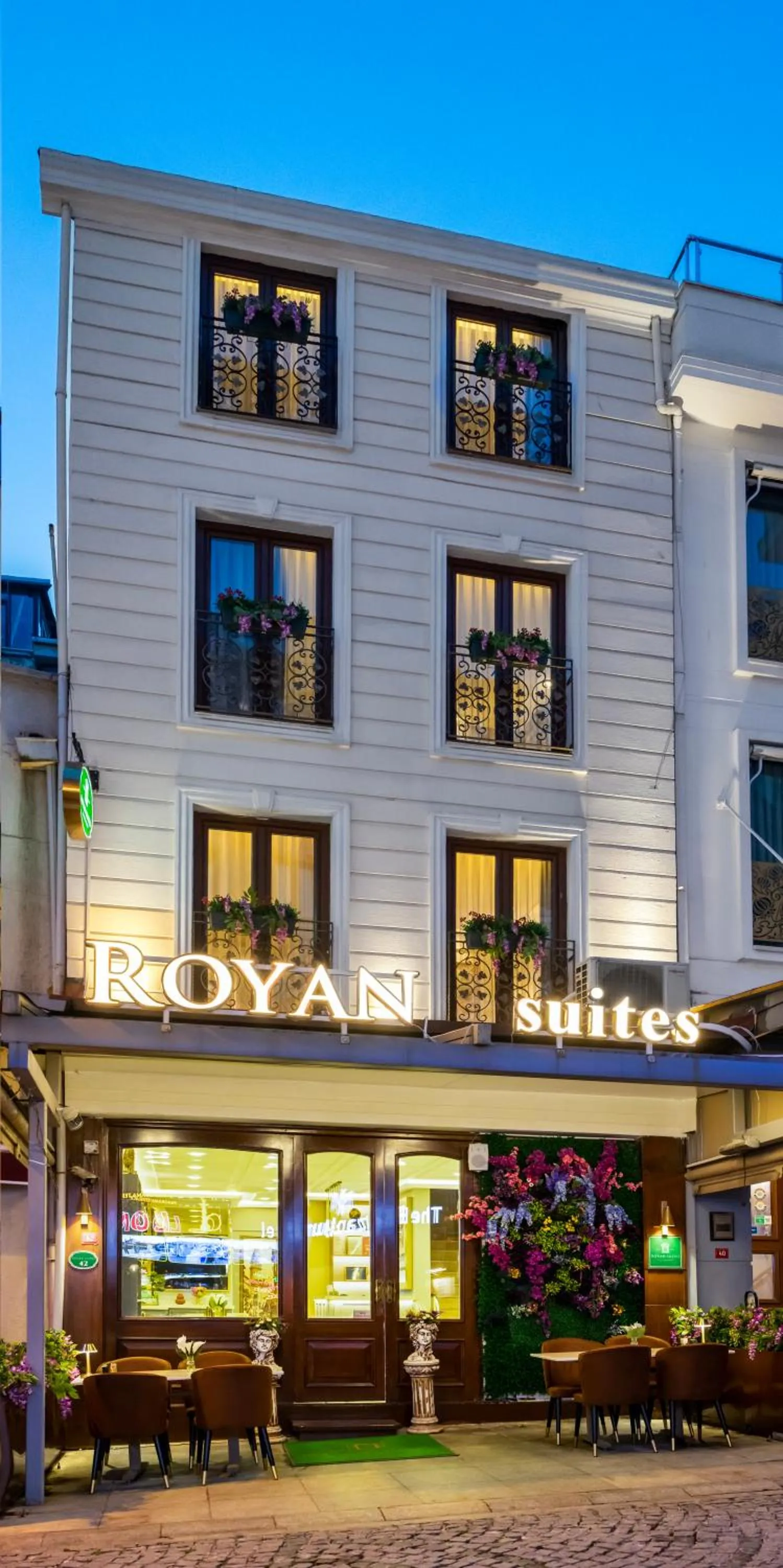 Property building in Royan Suites