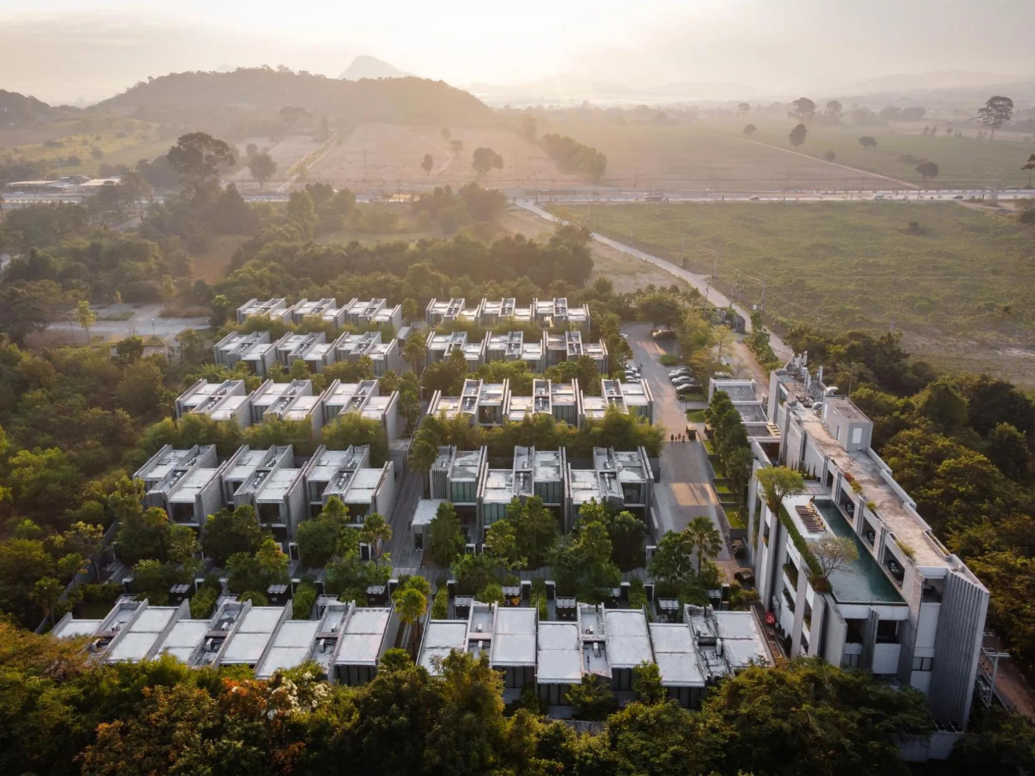 Property building in Cross Pattaya Oceanphere - formerly X2 Pattaya Oceanphere