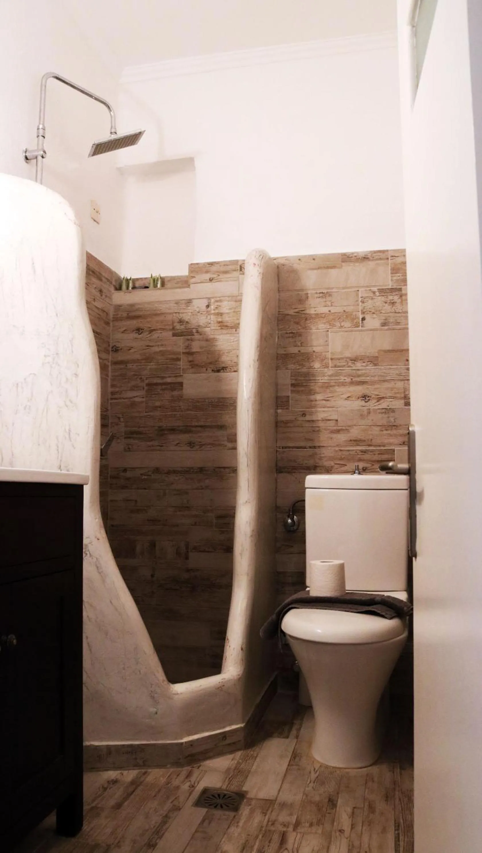 Bathroom in Pension Hlias - Chora Amorgos