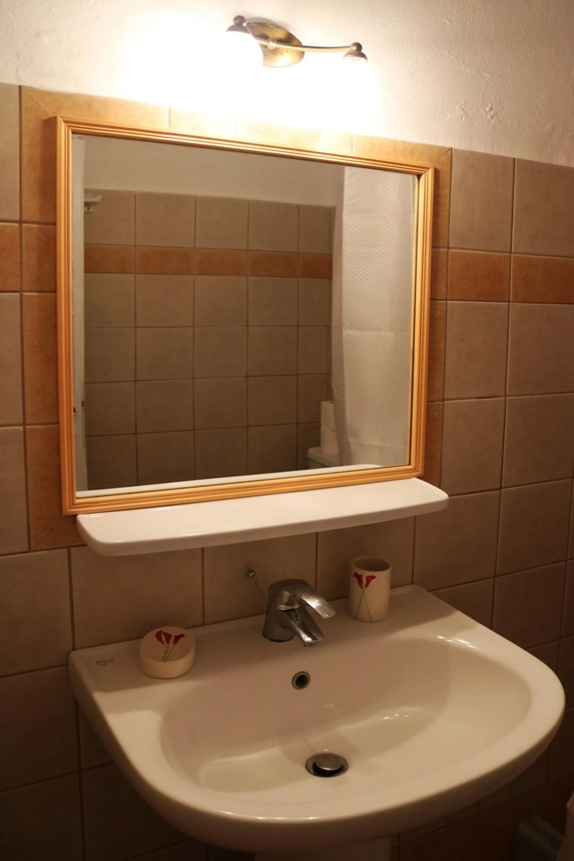 Bathroom in Pension Hlias - Chora Amorgos