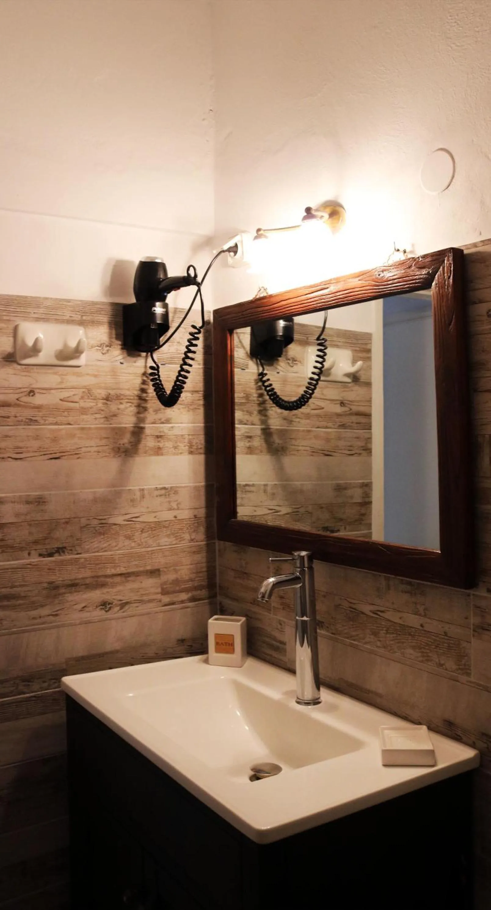 Bathroom in Pension Hlias - Chora Amorgos