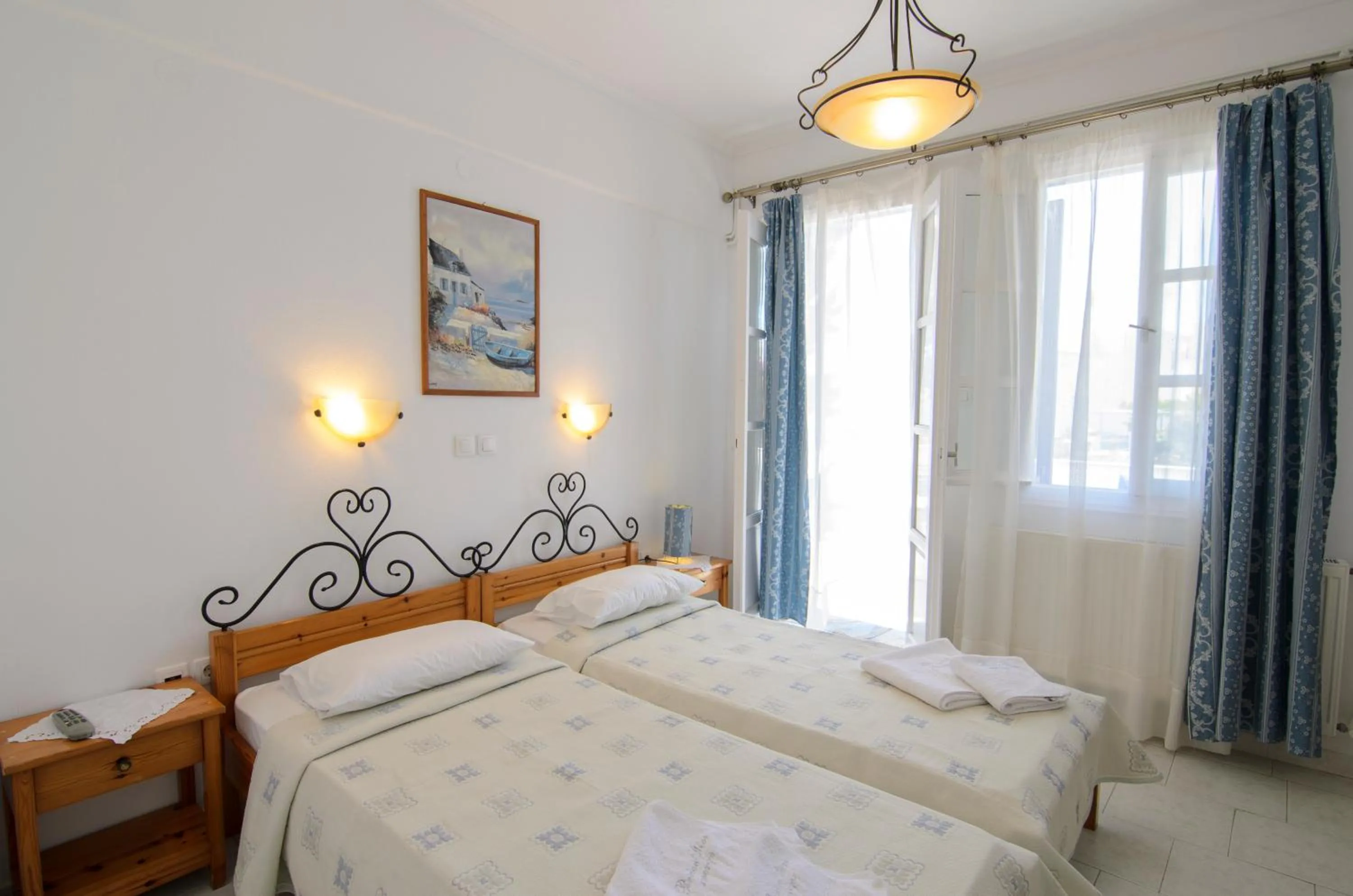 Bed in Pension Hlias - Chora Amorgos
