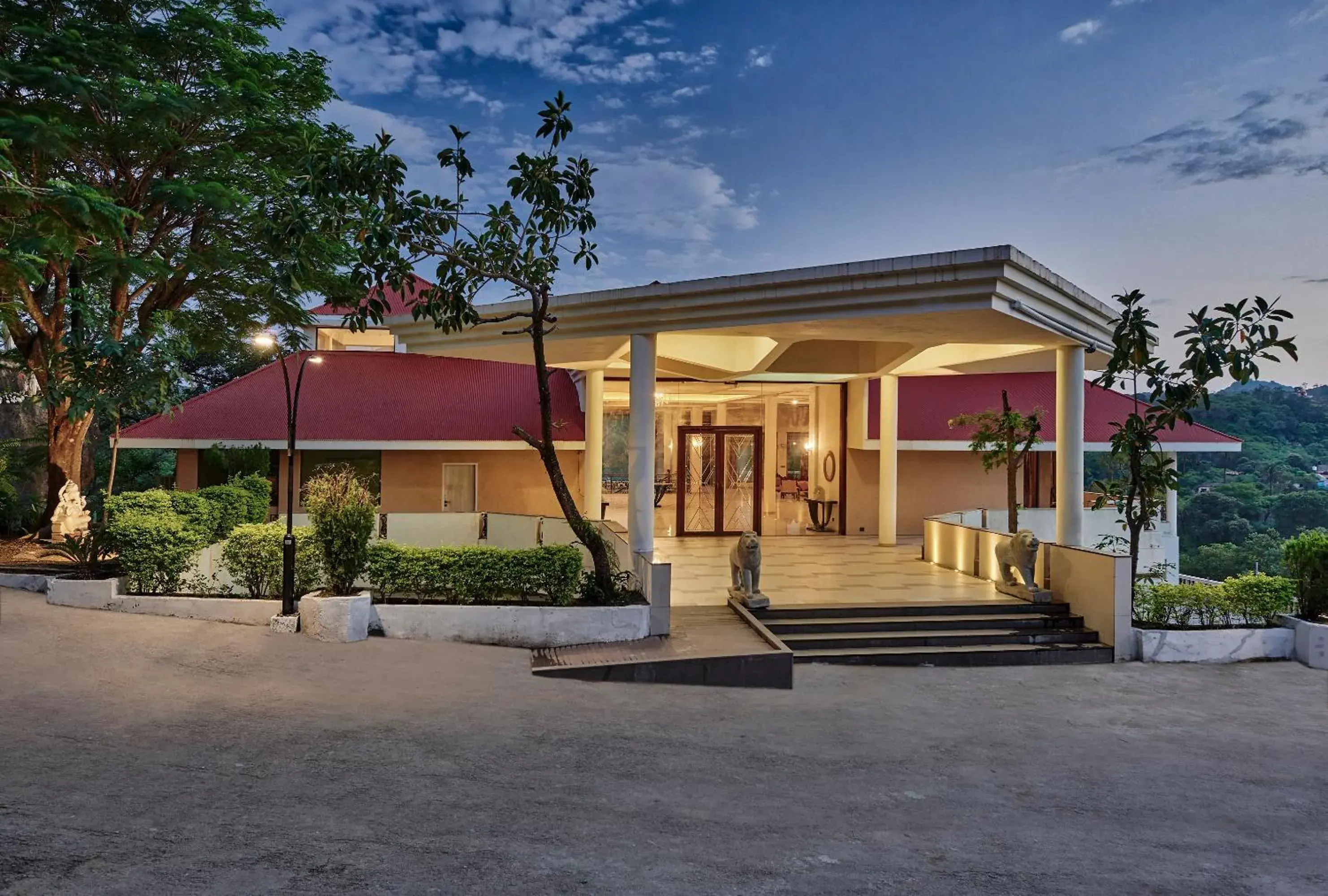 Lobby or reception in Sterling Mount Abu Lobby or reception in Sterling Mount Abu