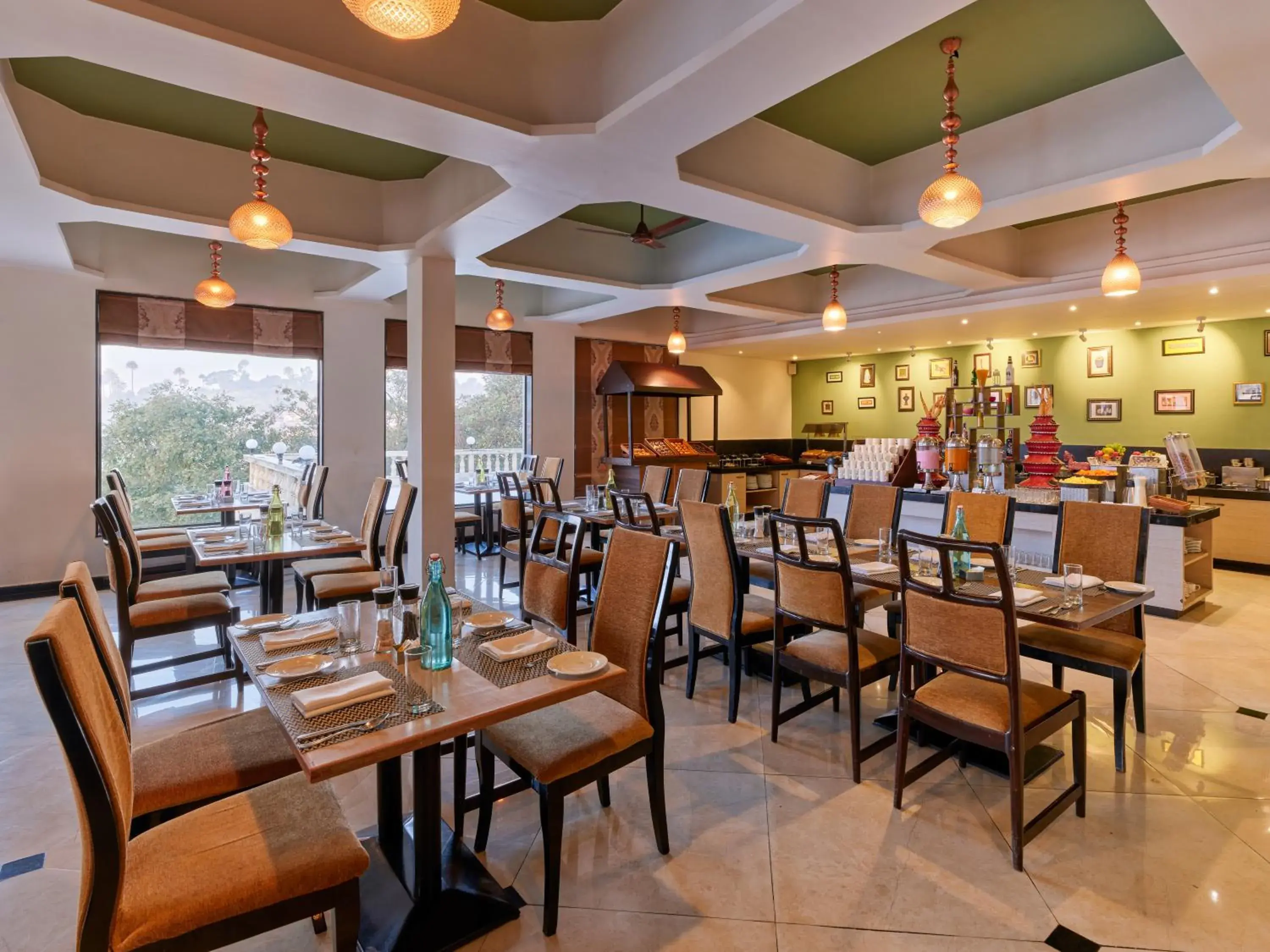 Restaurant/places to eat in Sterling Mount Abu Restaurant/places to eat in Sterling Mount Abu
