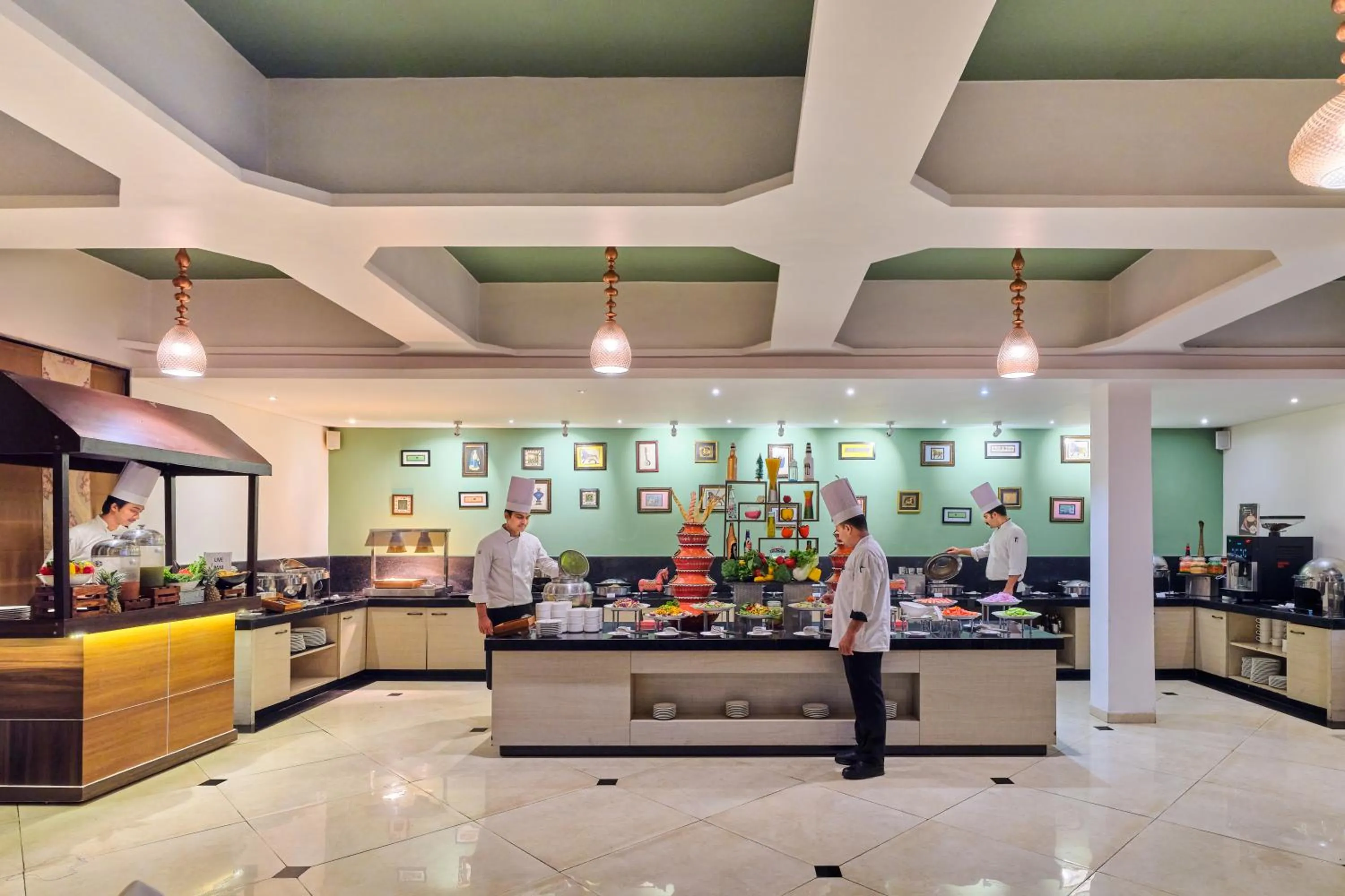 Restaurant/places to eat in Sterling Mount Abu