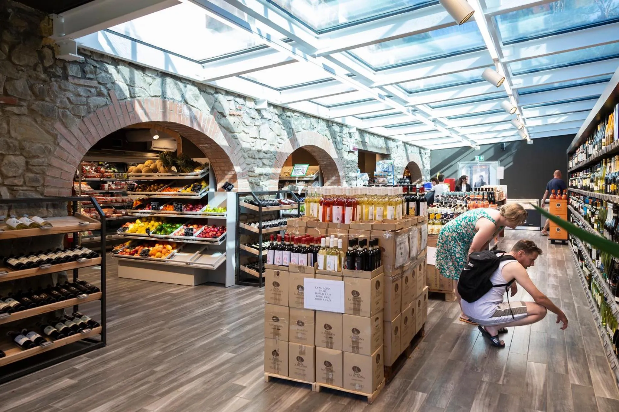 Supermarket/grocery shop in Villa Norcenni ApartHotel