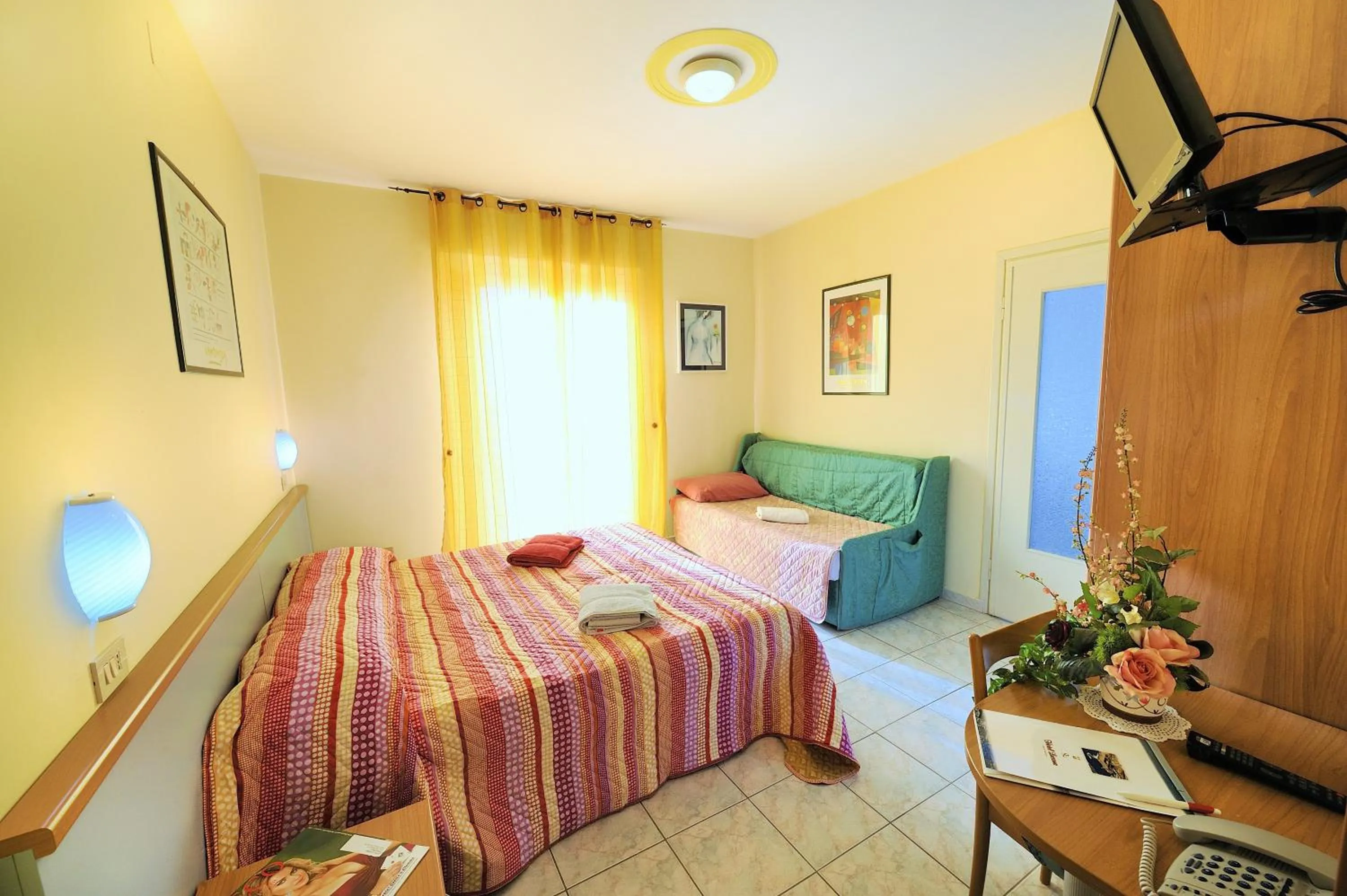 Bedroom, Bed in Hotel Lucerna