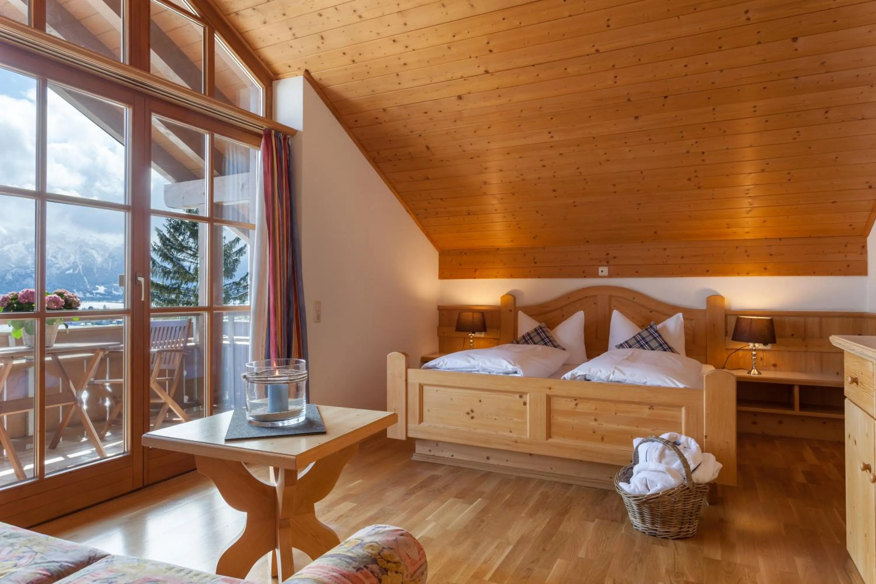 Photo of the whole room, Bed in Hartungs Hoteldorf