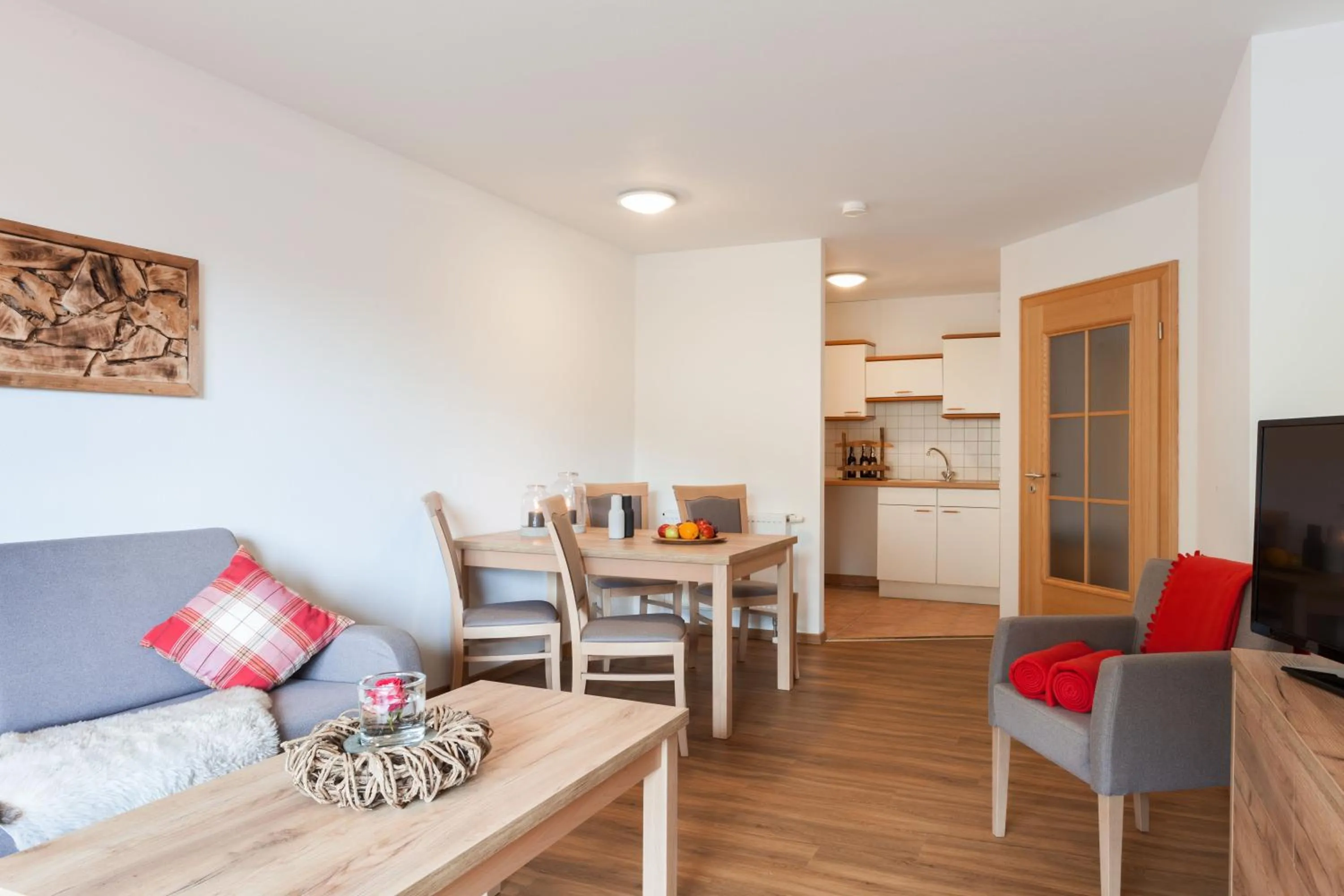 Photo of the whole room in Hartungs Hoteldorf