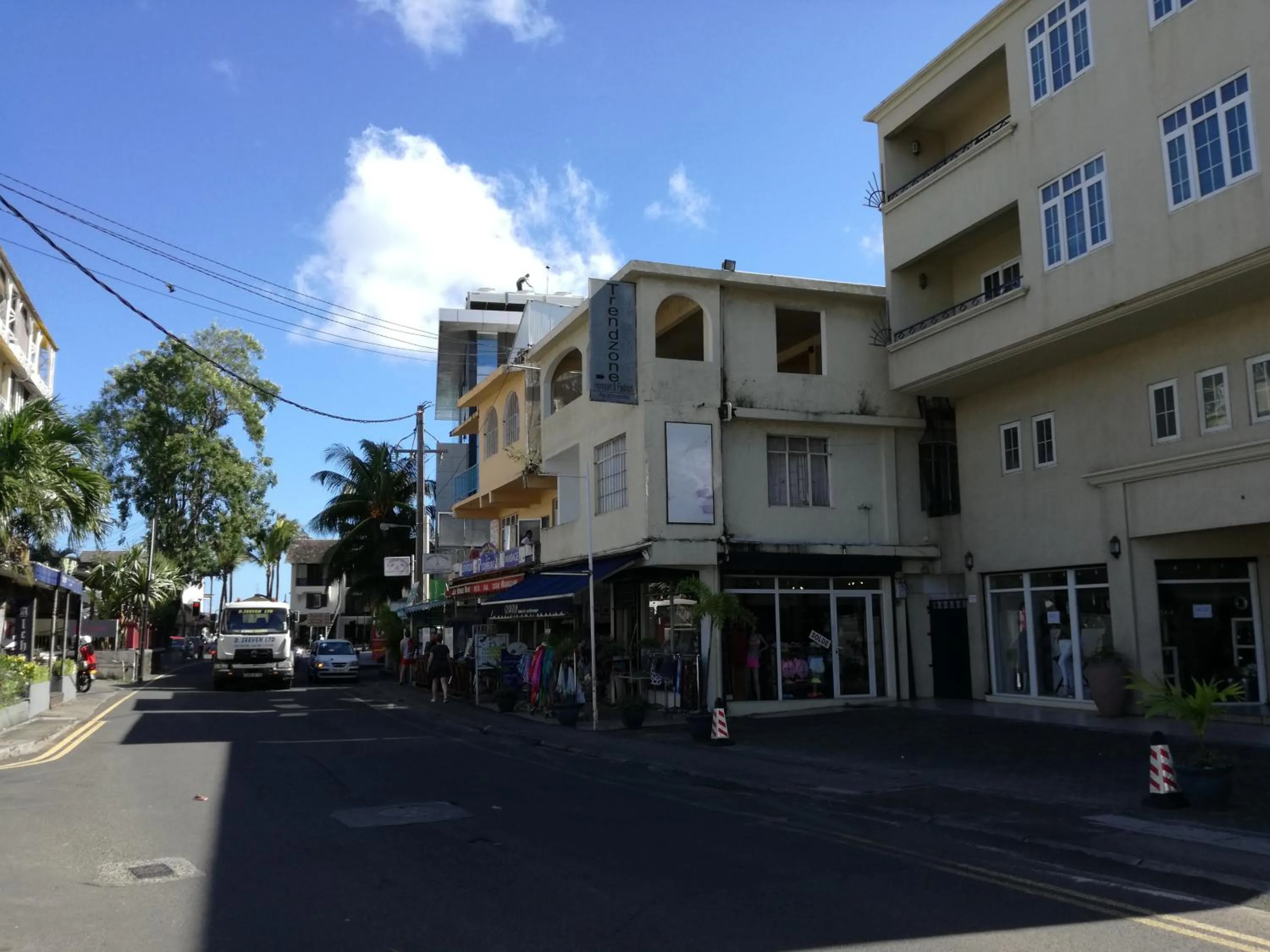 Property building in Trendzone Apartments