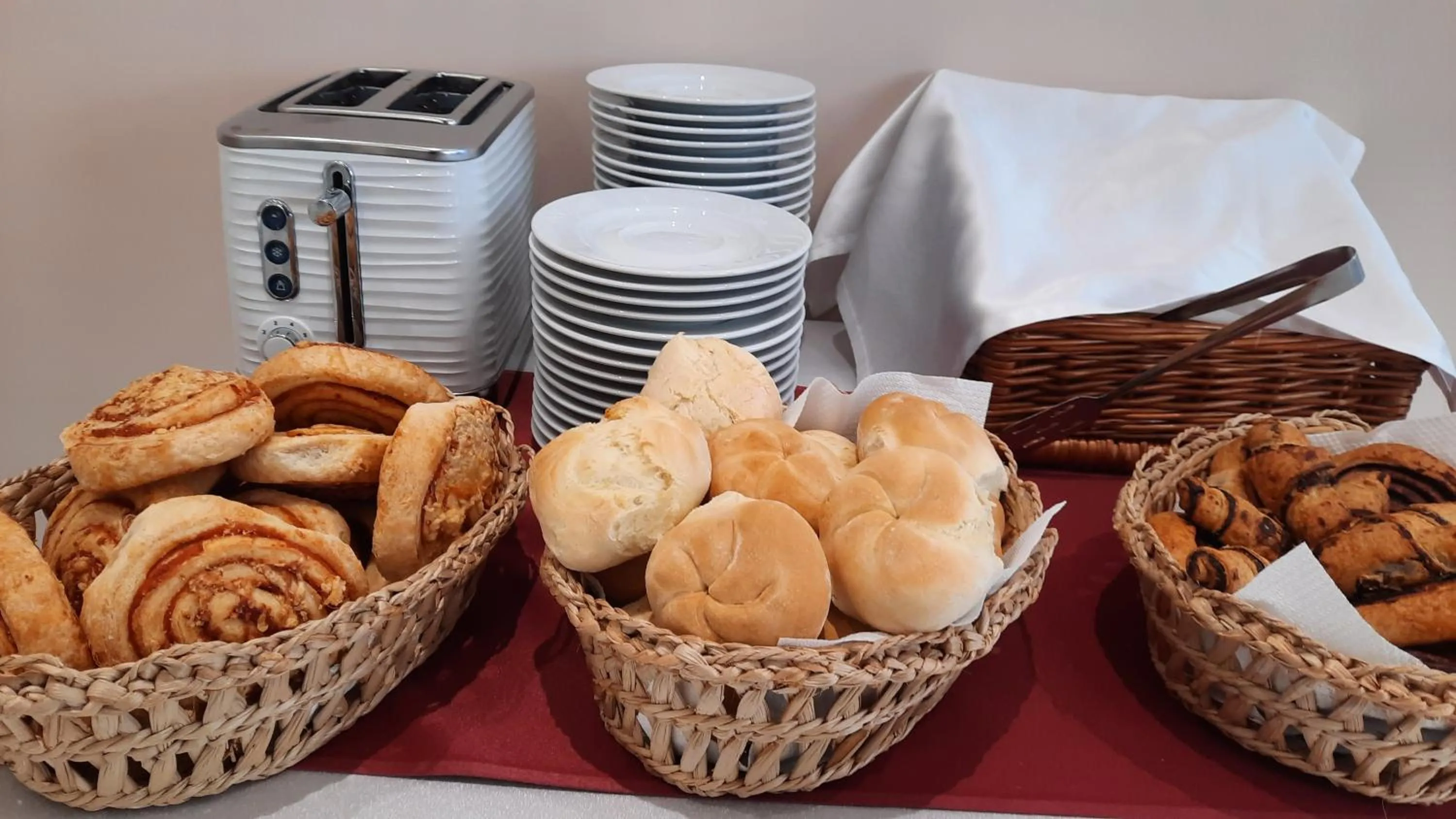 Breakfast in Hotel Küküllő - Târnava