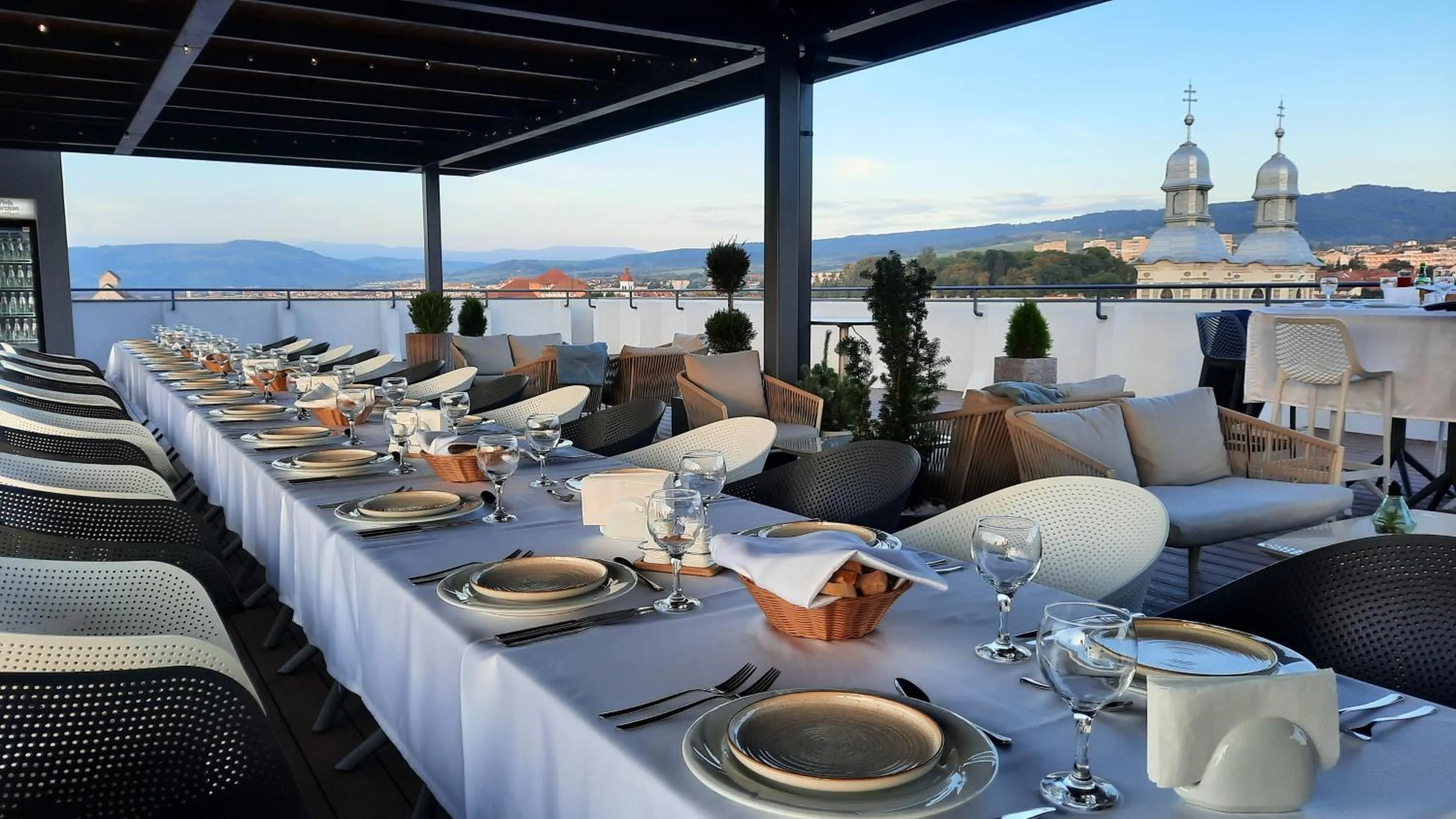 Restaurant/places to eat in Hotel Küküllő - Târnava