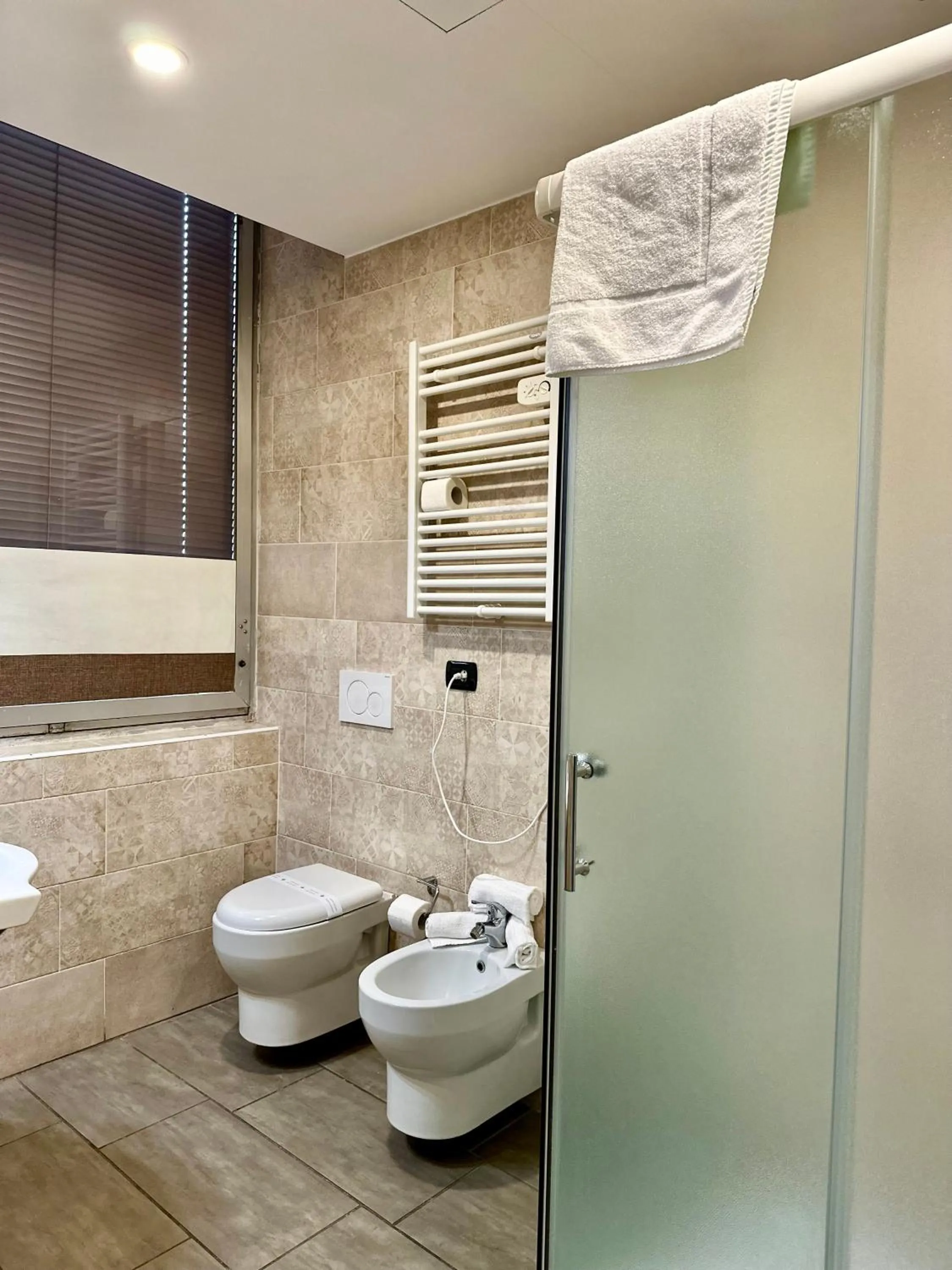 Shower in Hotel Giacosa