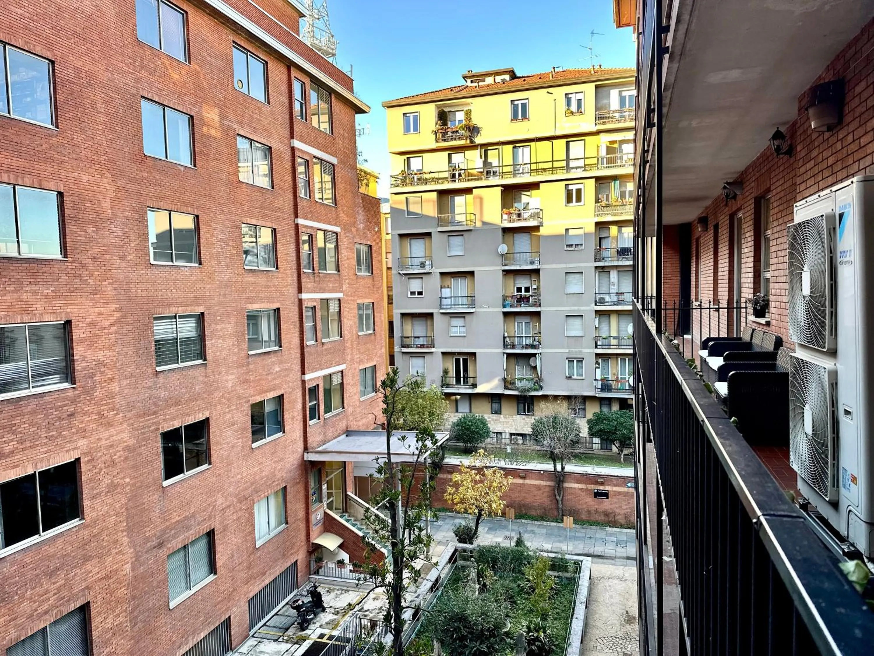 Inner courtyard view in Hotel Giacosa