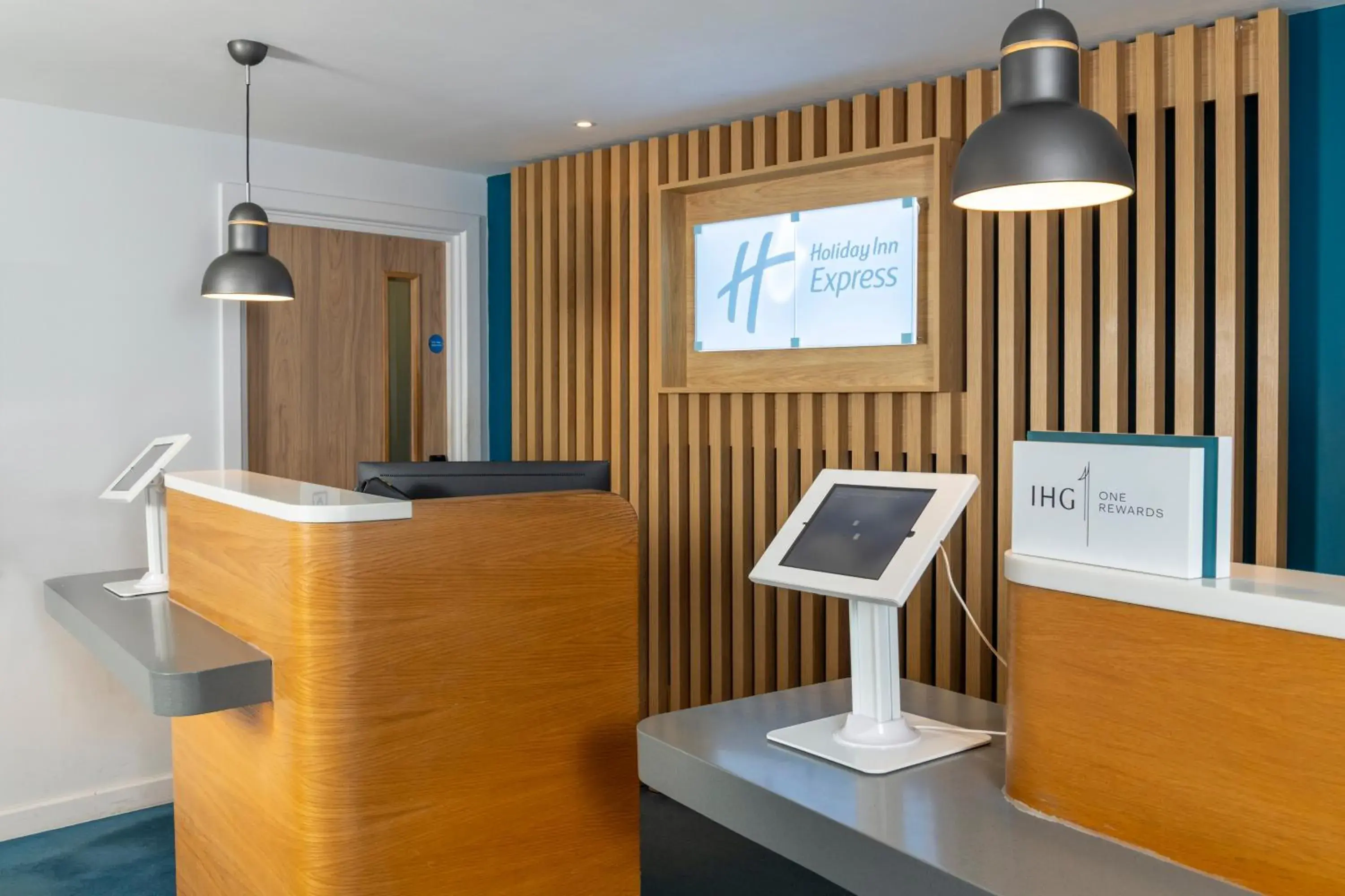 Lobby or reception in Holiday Inn Express - Exeter - City Centre by IHG Lobby or reception in Holiday Inn Express - Exeter - City Centre by IHG