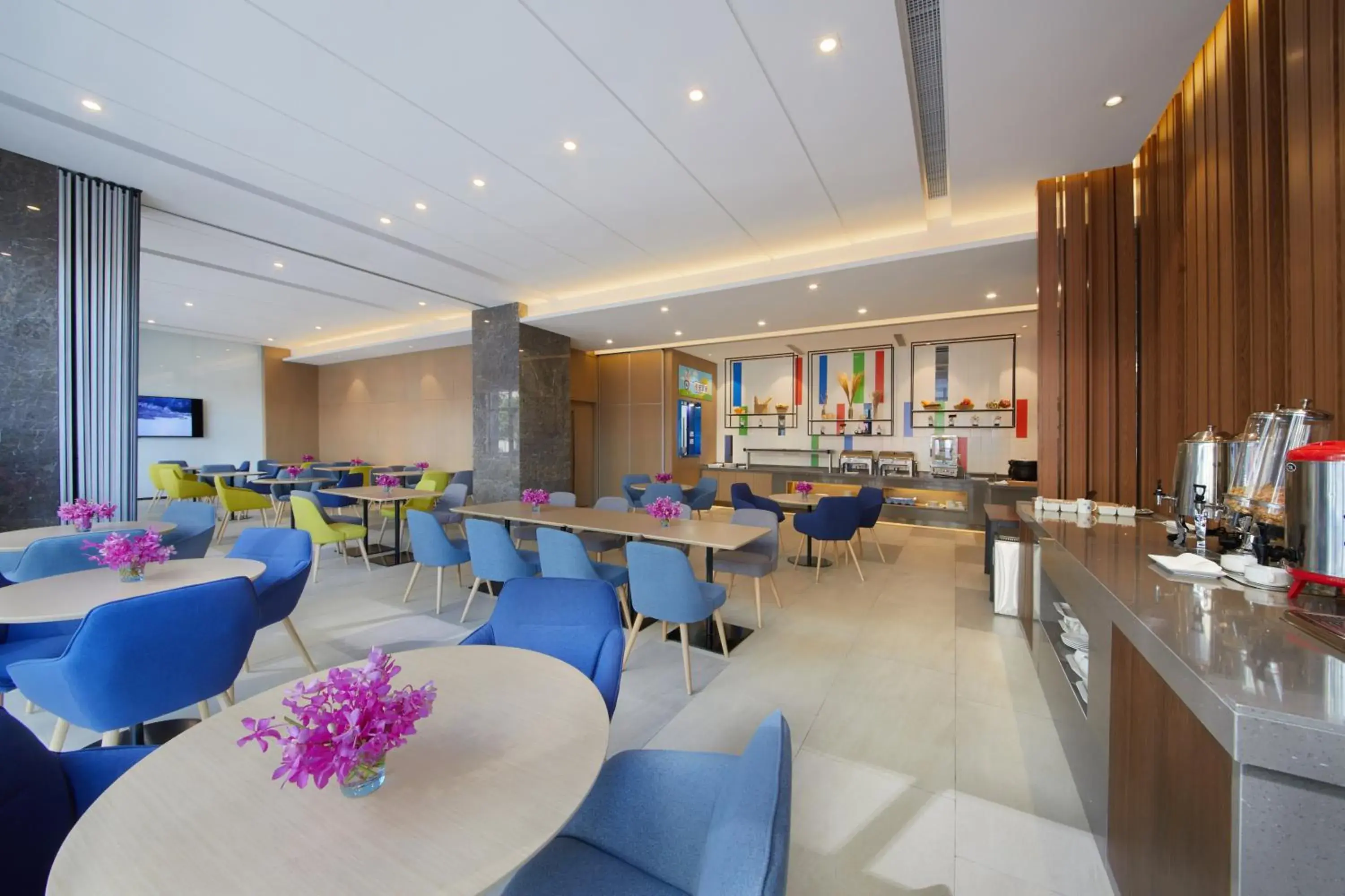 Breakfast in Holiday Inn Express Zhangjiagang East by IHG Breakfast in Holiday Inn Express Zhangjiagang East by IHG