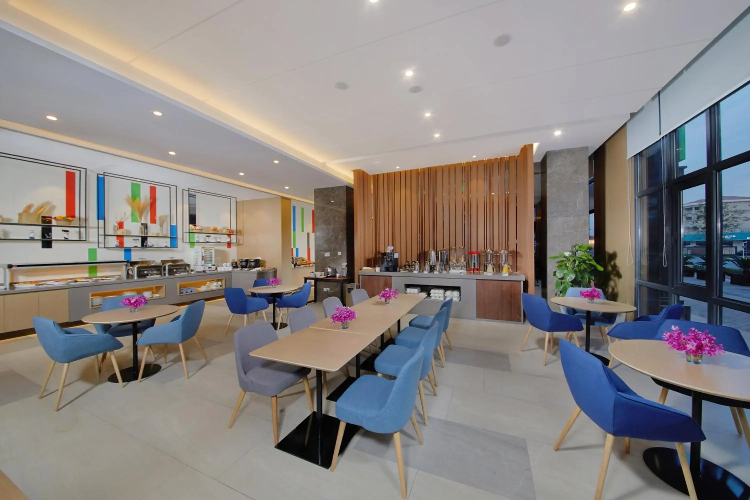 Breakfast in Holiday Inn Express Zhangjiagang East by IHG Breakfast in Holiday Inn Express Zhangjiagang East by IHG