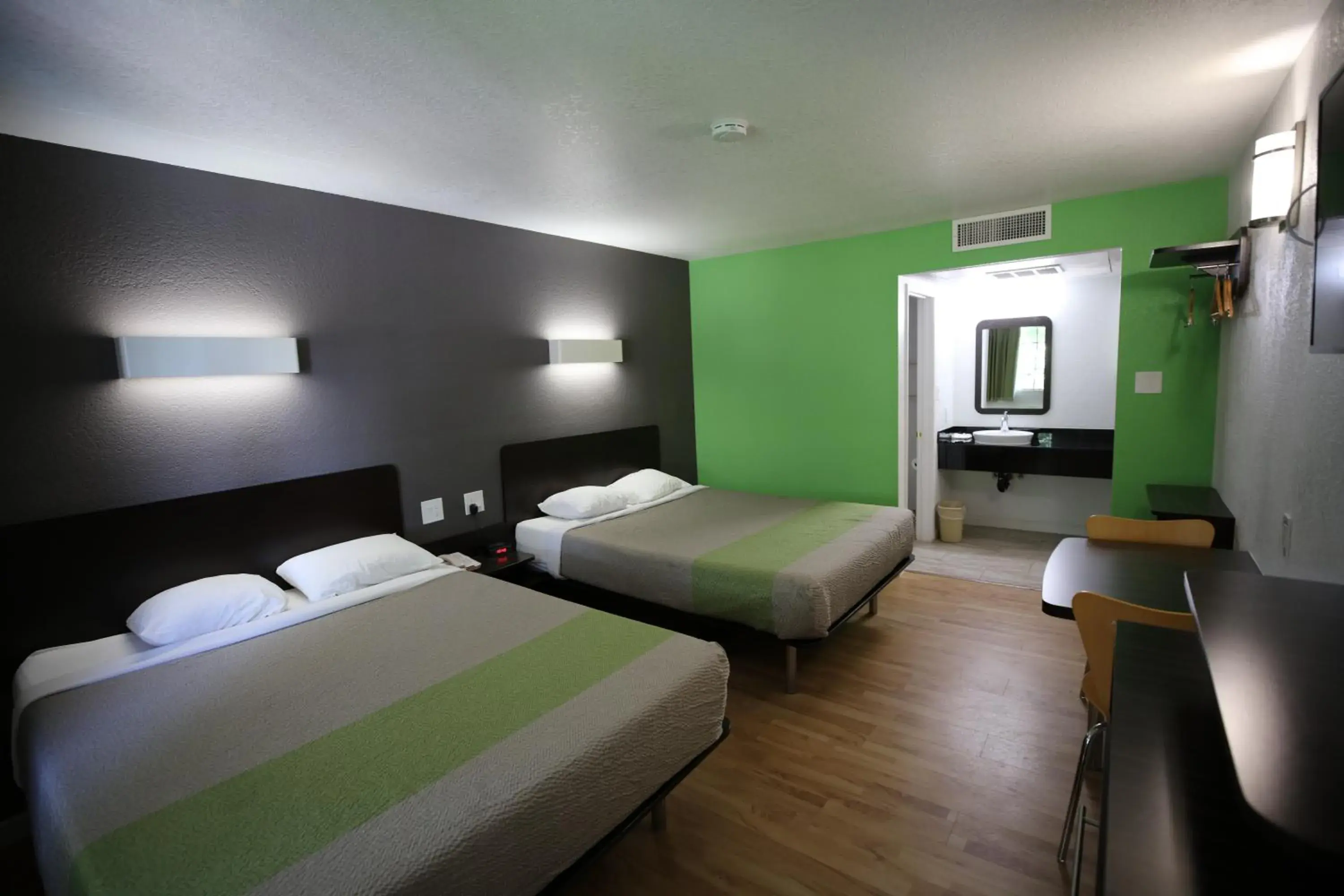 Bedroom, Bed in Studio 6-Barstow, CA Bedroom, Bed in Studio 6-Barstow, CA