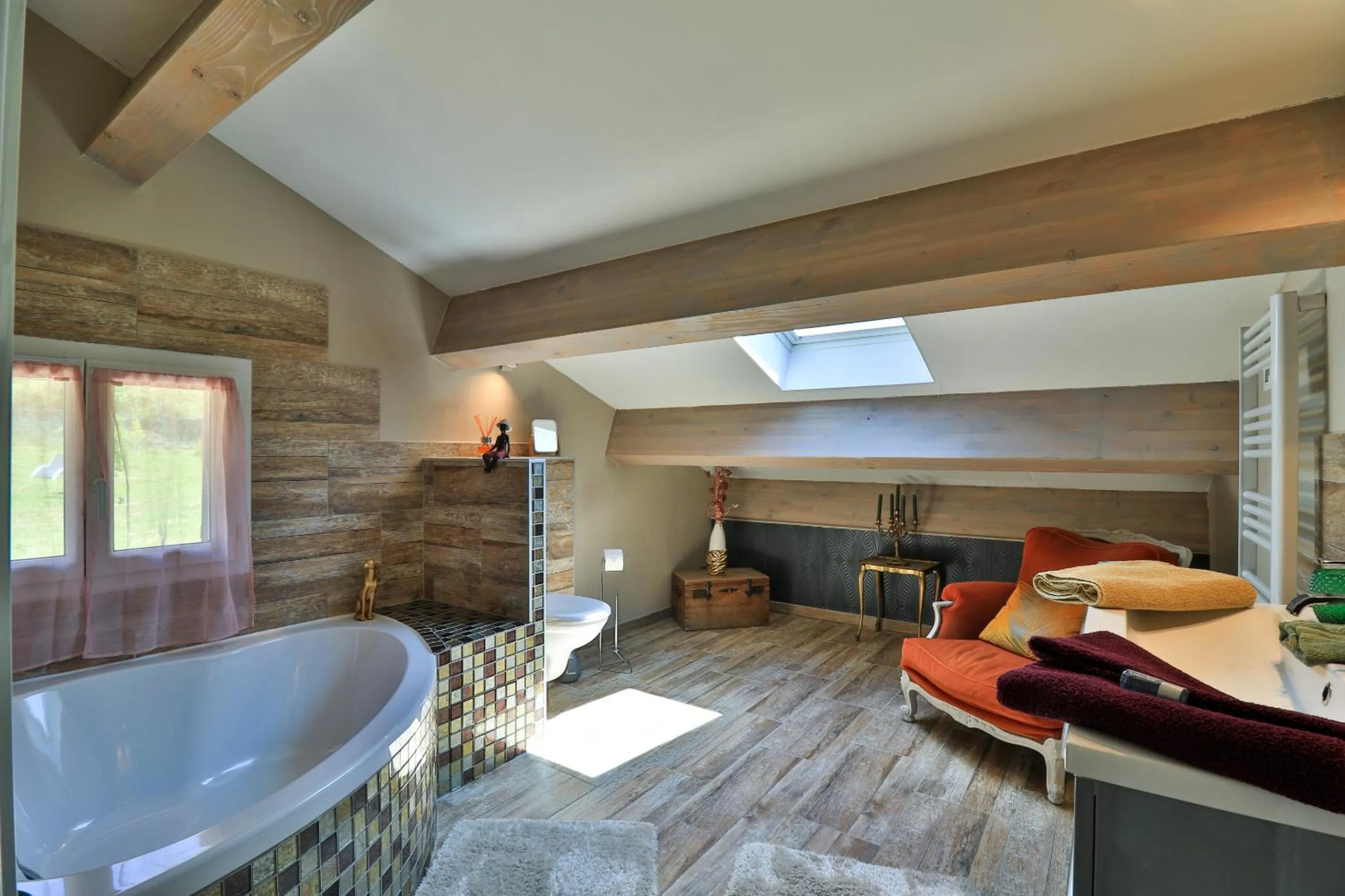 Bathroom in L'Alpen Roc