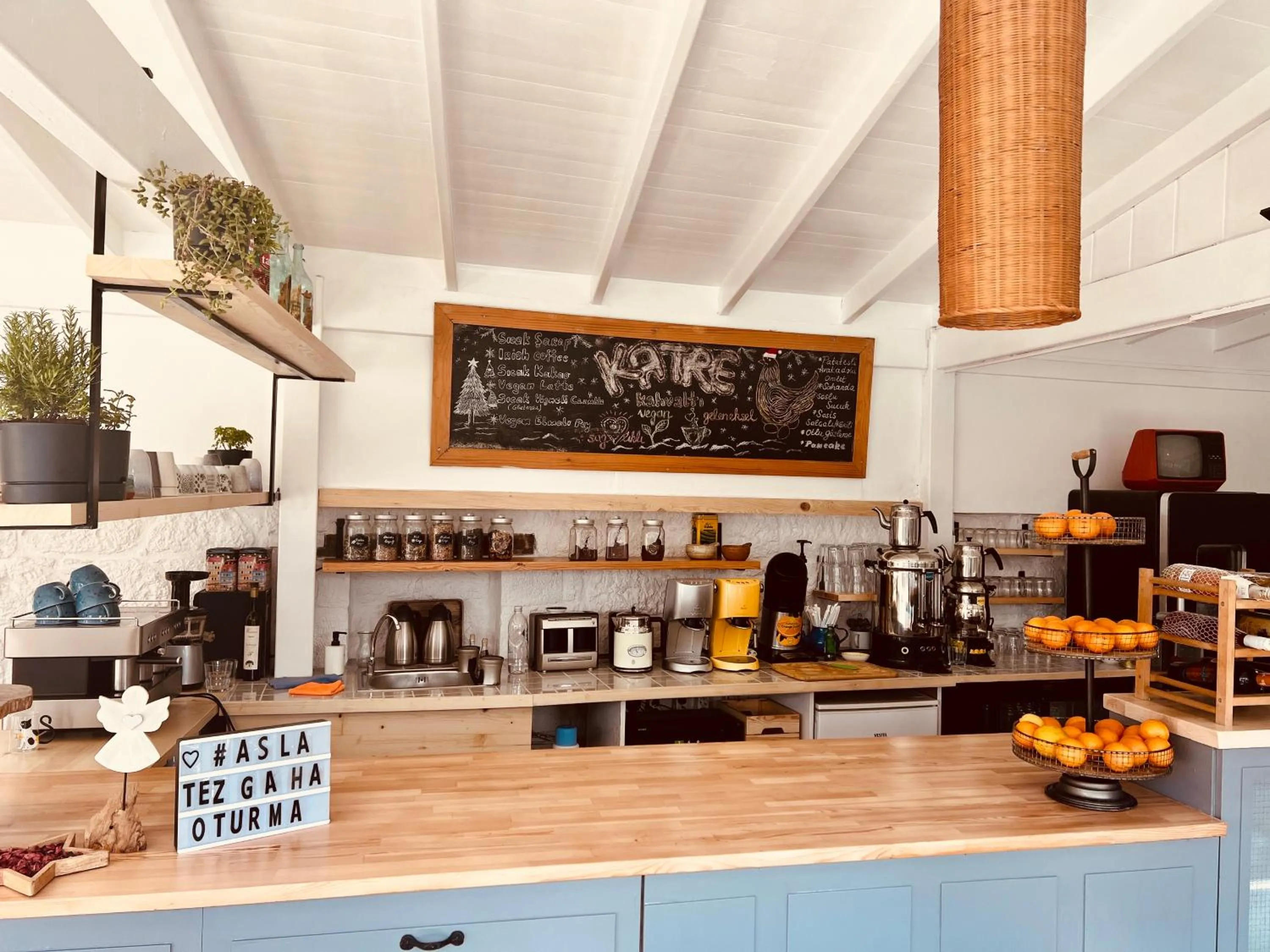 Food and drinks in Katre Hotel Alaçatı