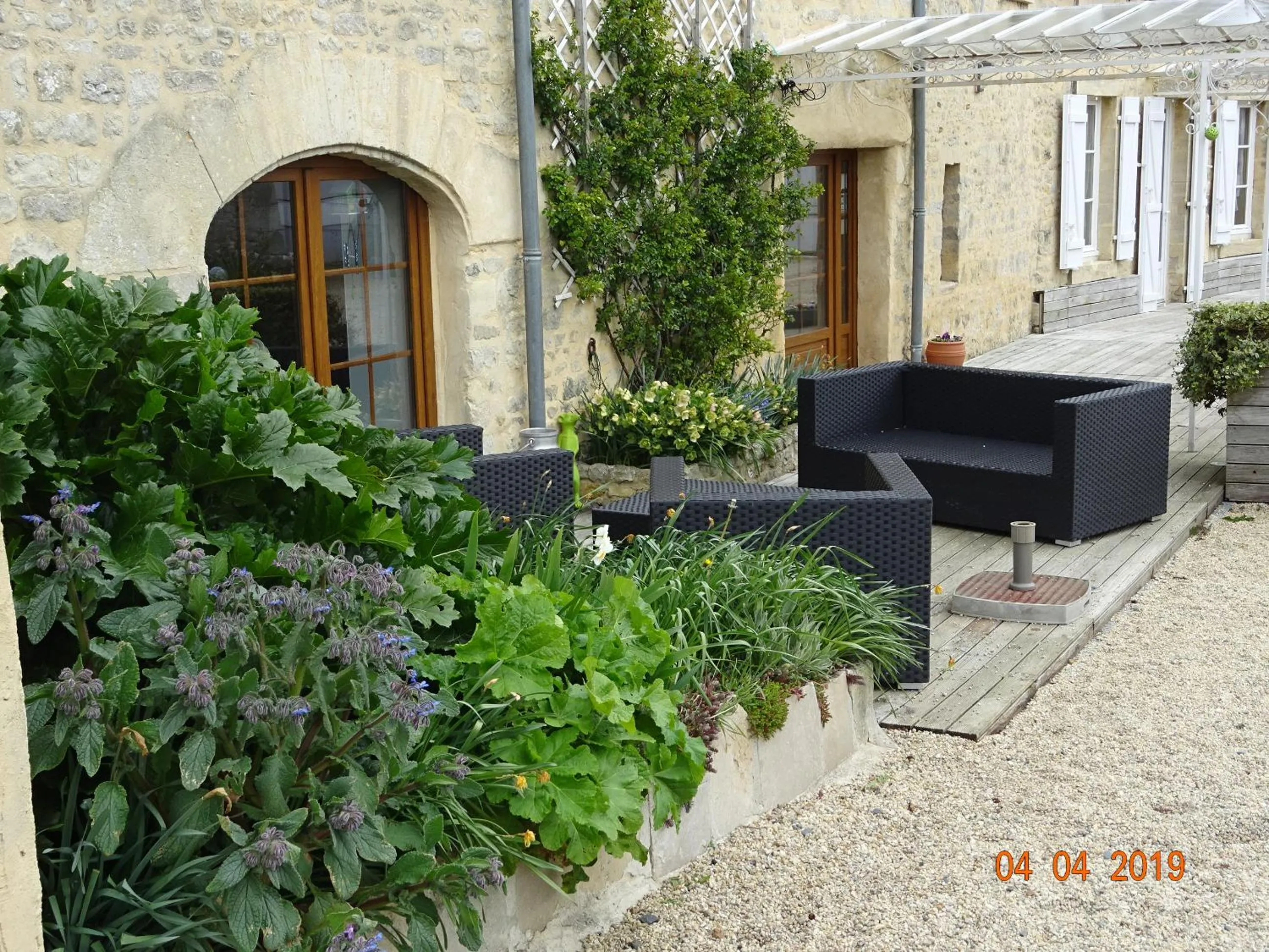 Seating area in La ferme aux chats