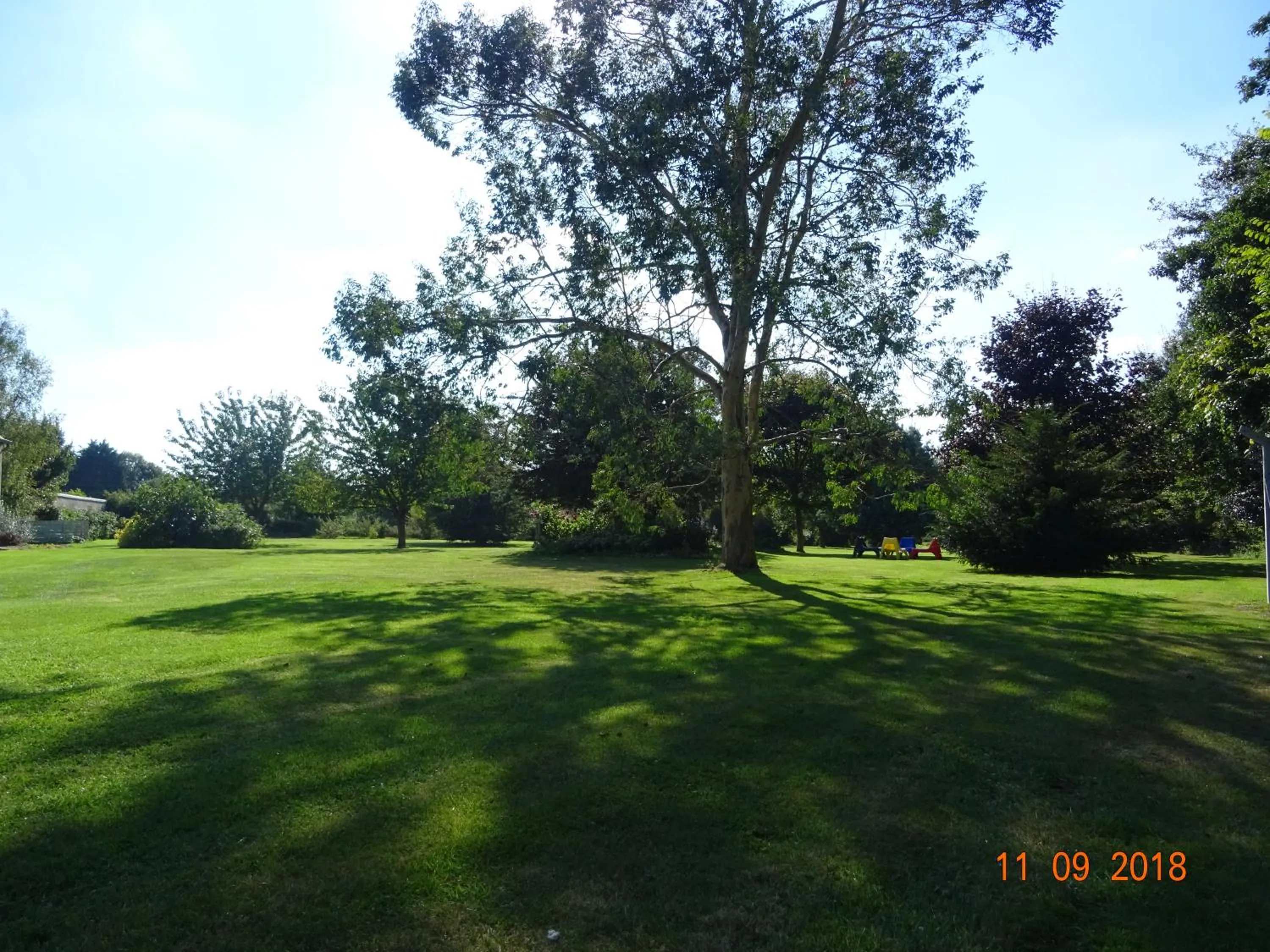 Garden in La ferme aux chats
