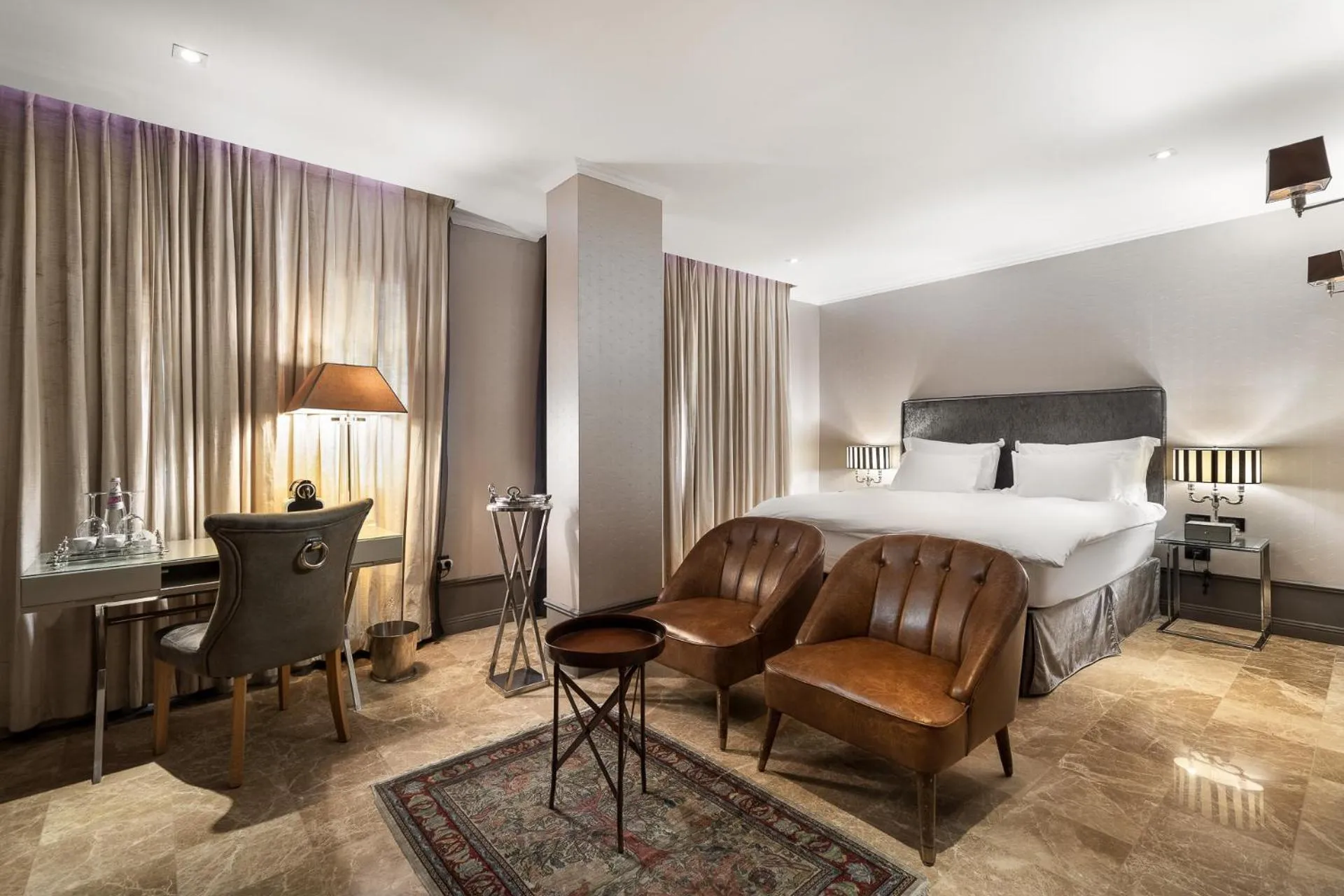 Bedroom, Bed in Hotel B Berdichevsky