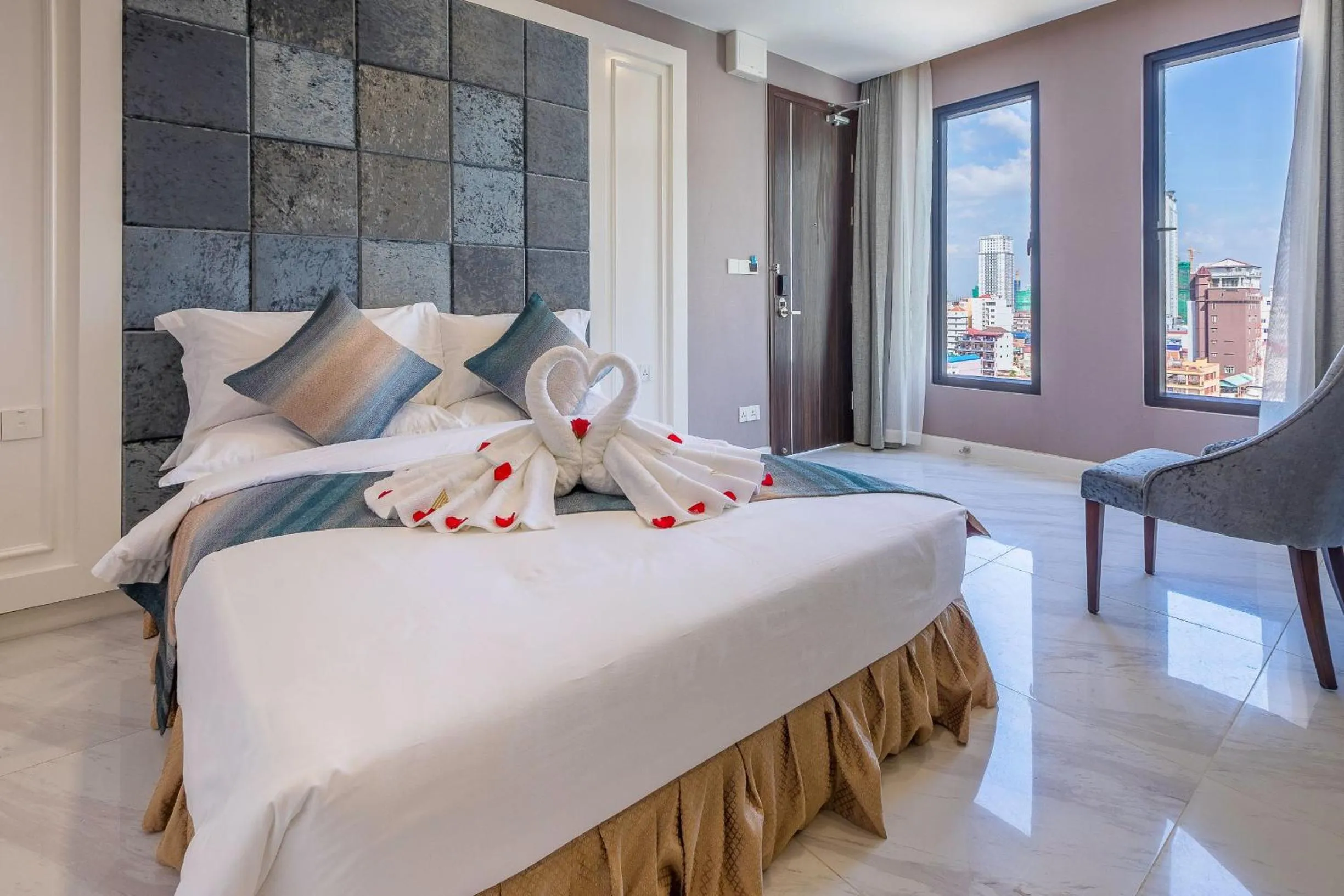 Bedroom, Bed in V Boutique Hotel