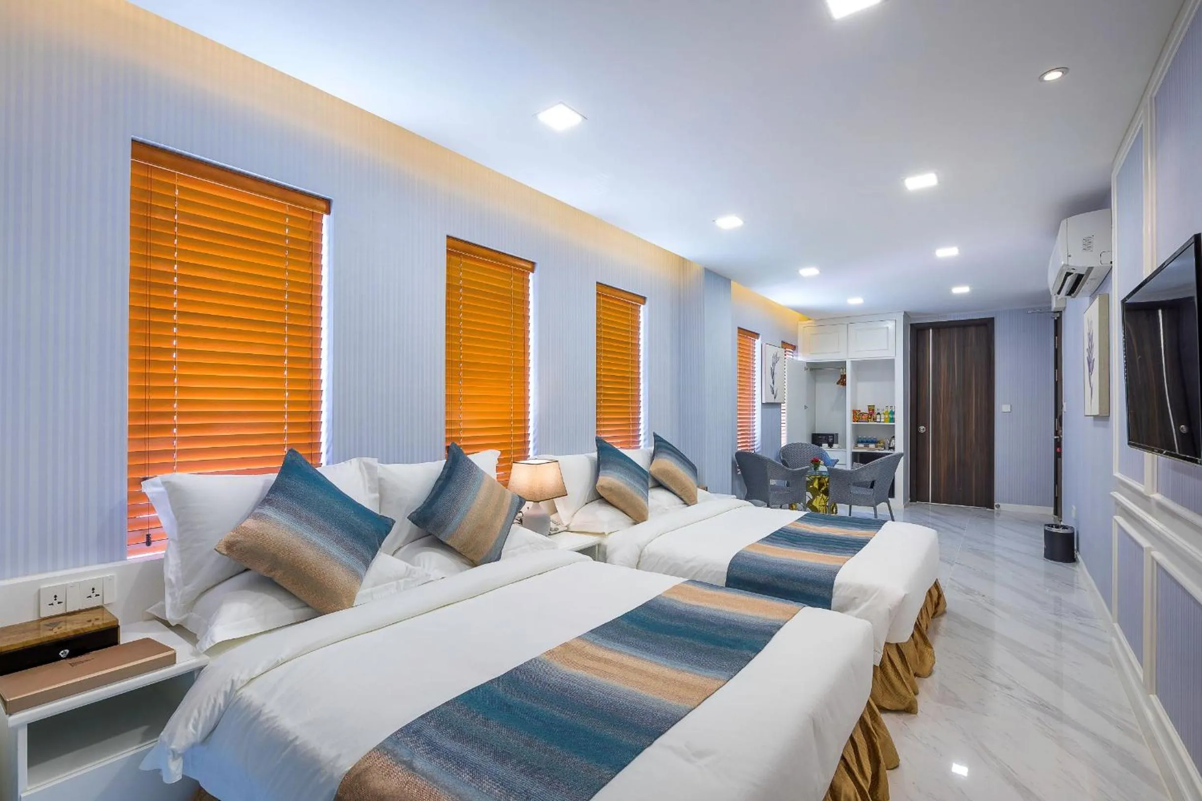 Bedroom, Bed in V Boutique Hotel