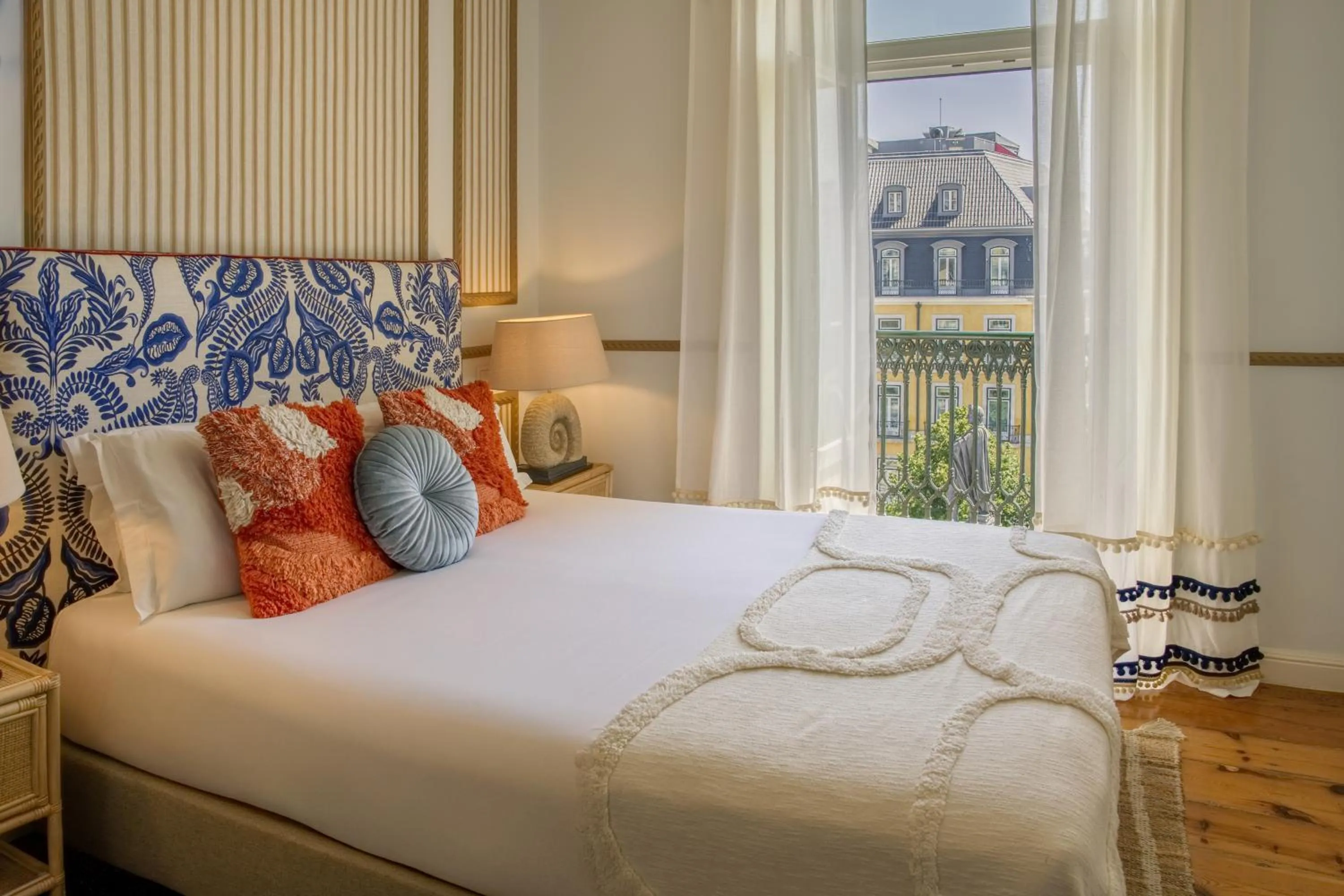 Bed in Solar dos Poetas