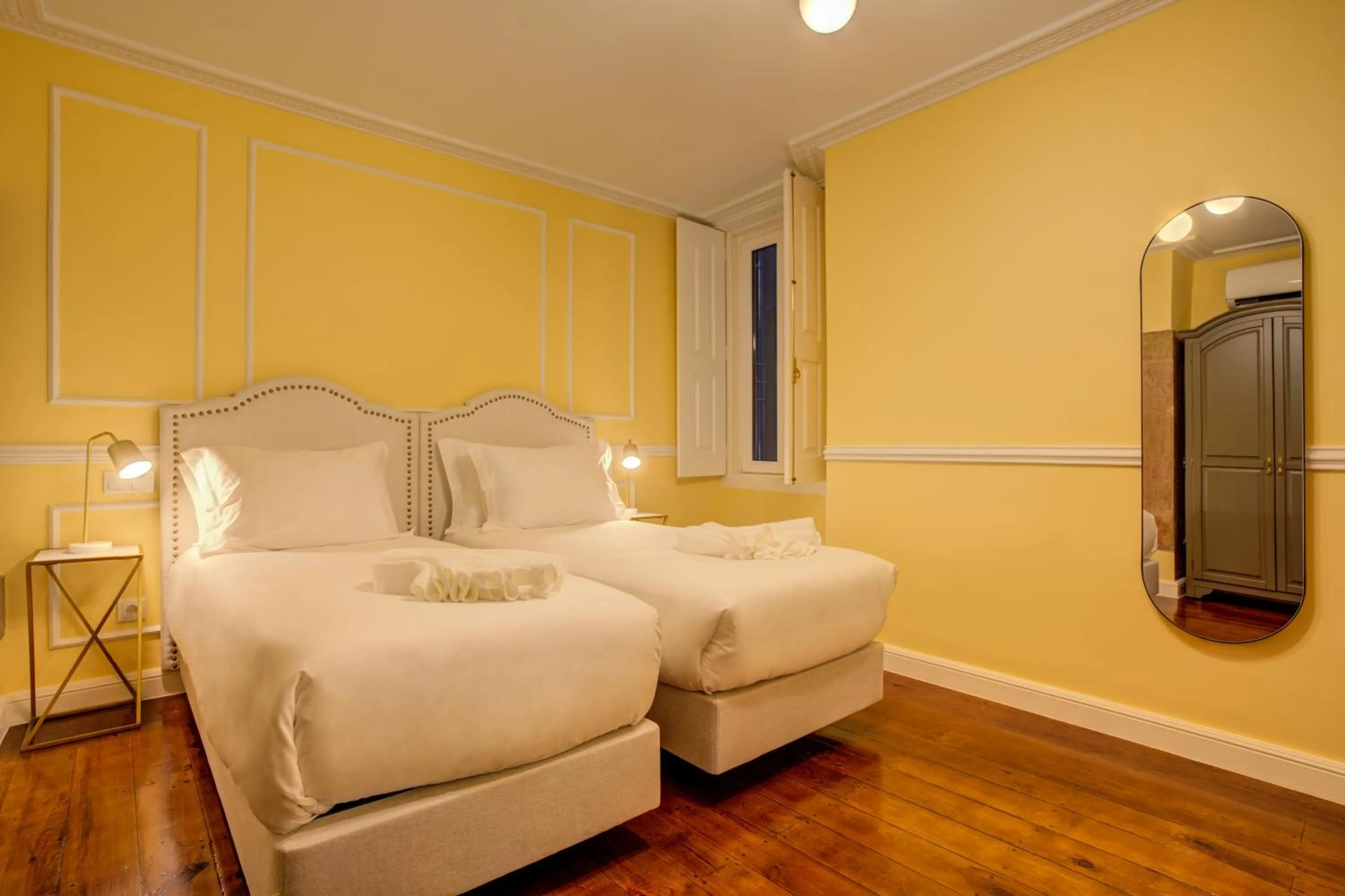 Bed in Solar dos Poetas