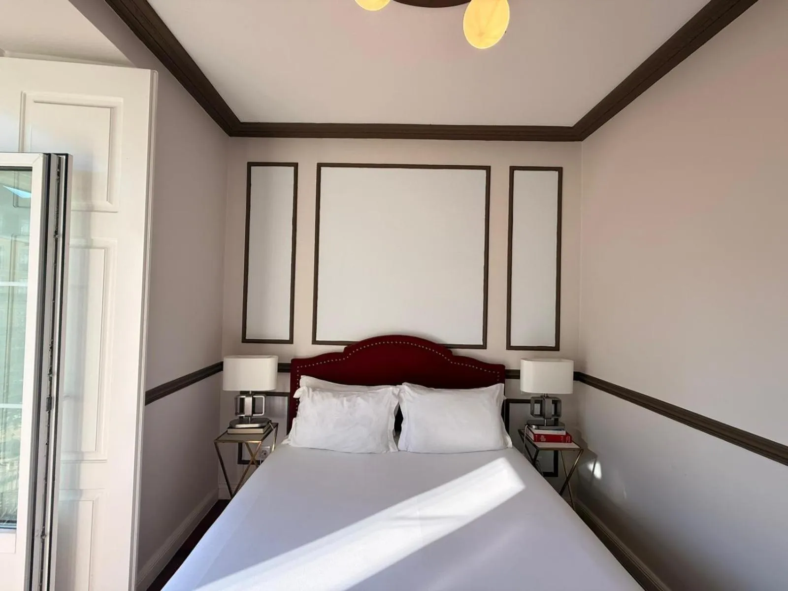 Bed in Solar dos Poetas