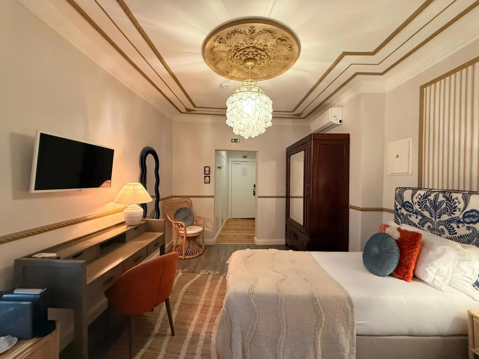 Bed in Solar dos Poetas