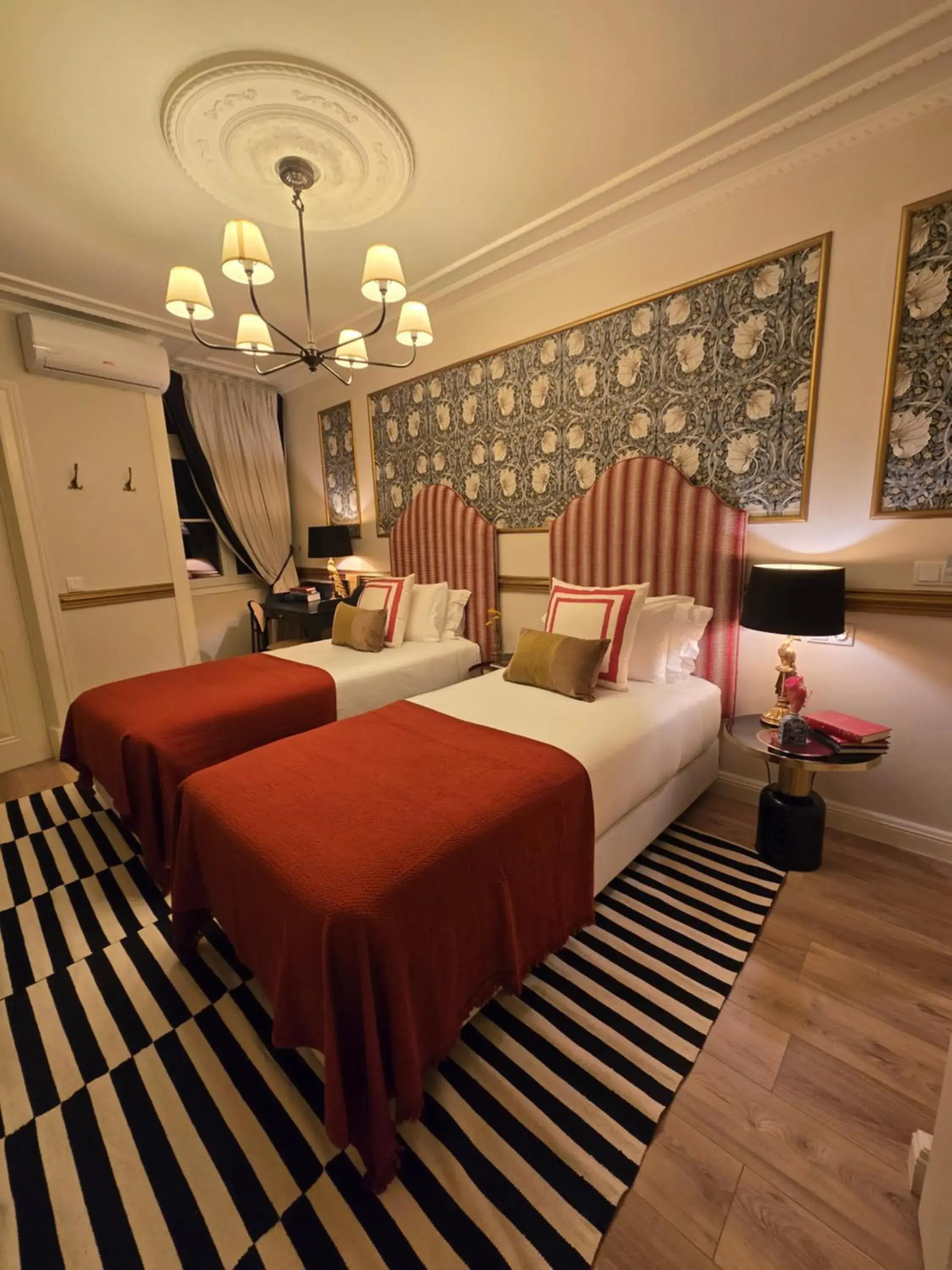 Bed in Solar dos Poetas Bed in Solar dos Poetas