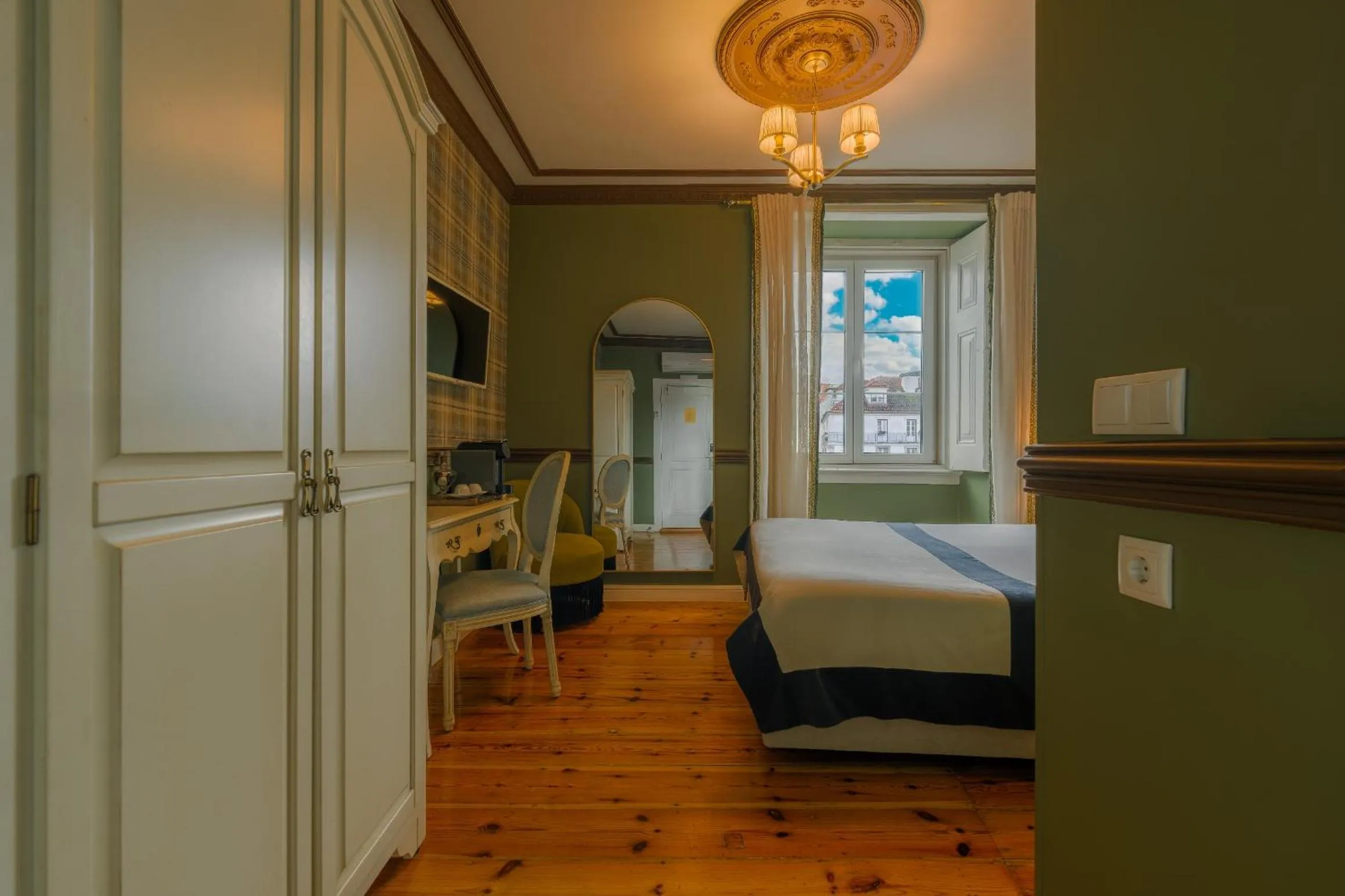 Bed in Solar dos Poetas