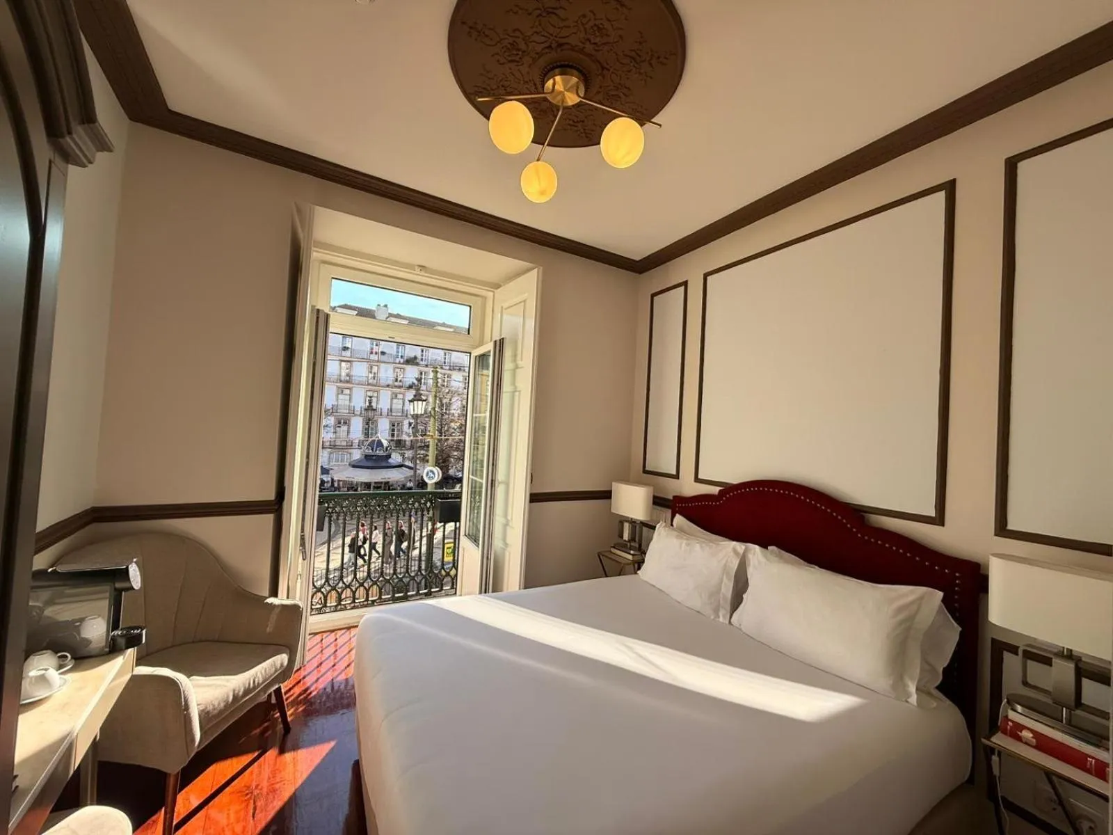 Bed in Solar dos Poetas