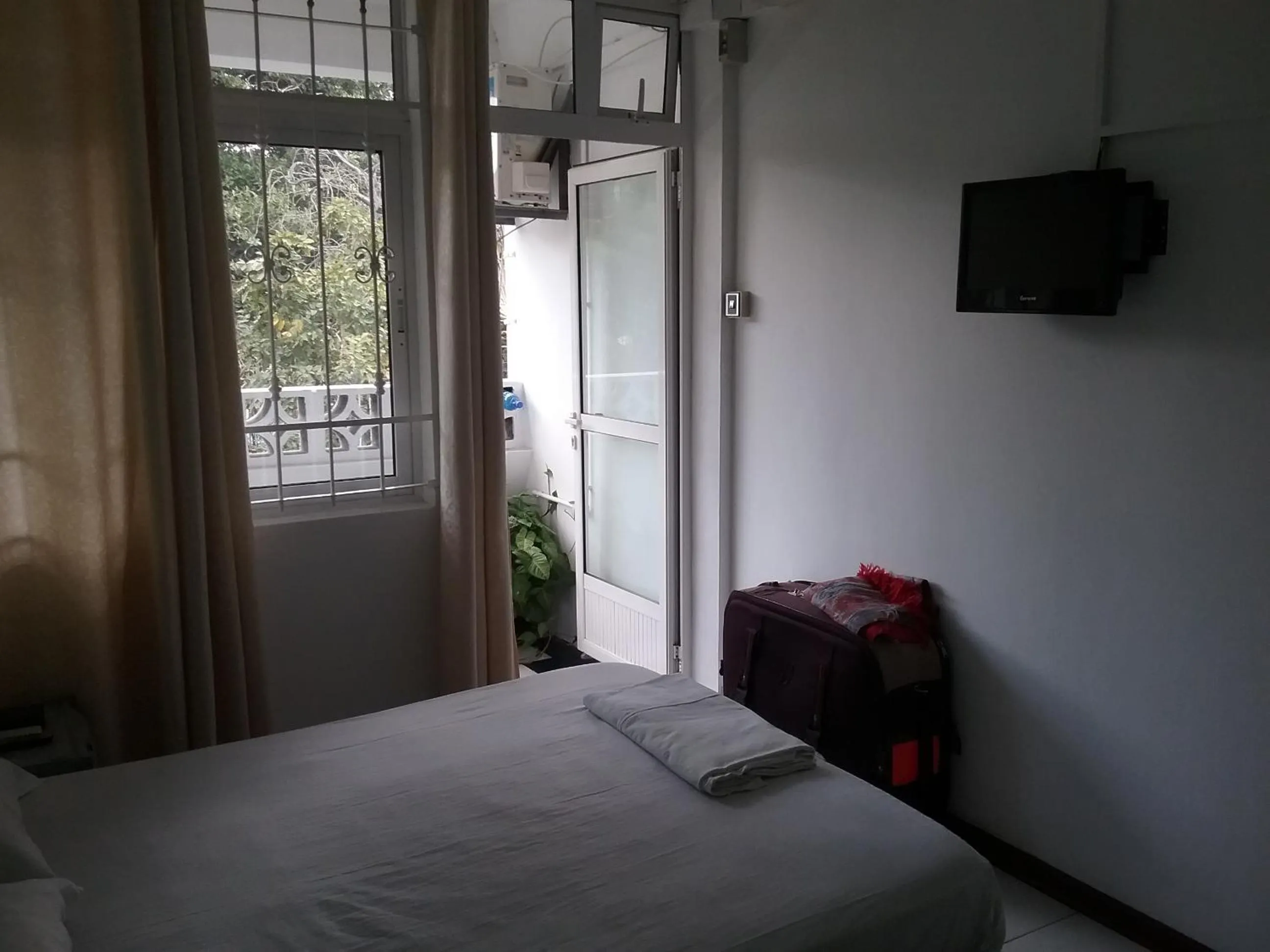 TV and multimedia, Bed in La Plaine Verte Guesthouse