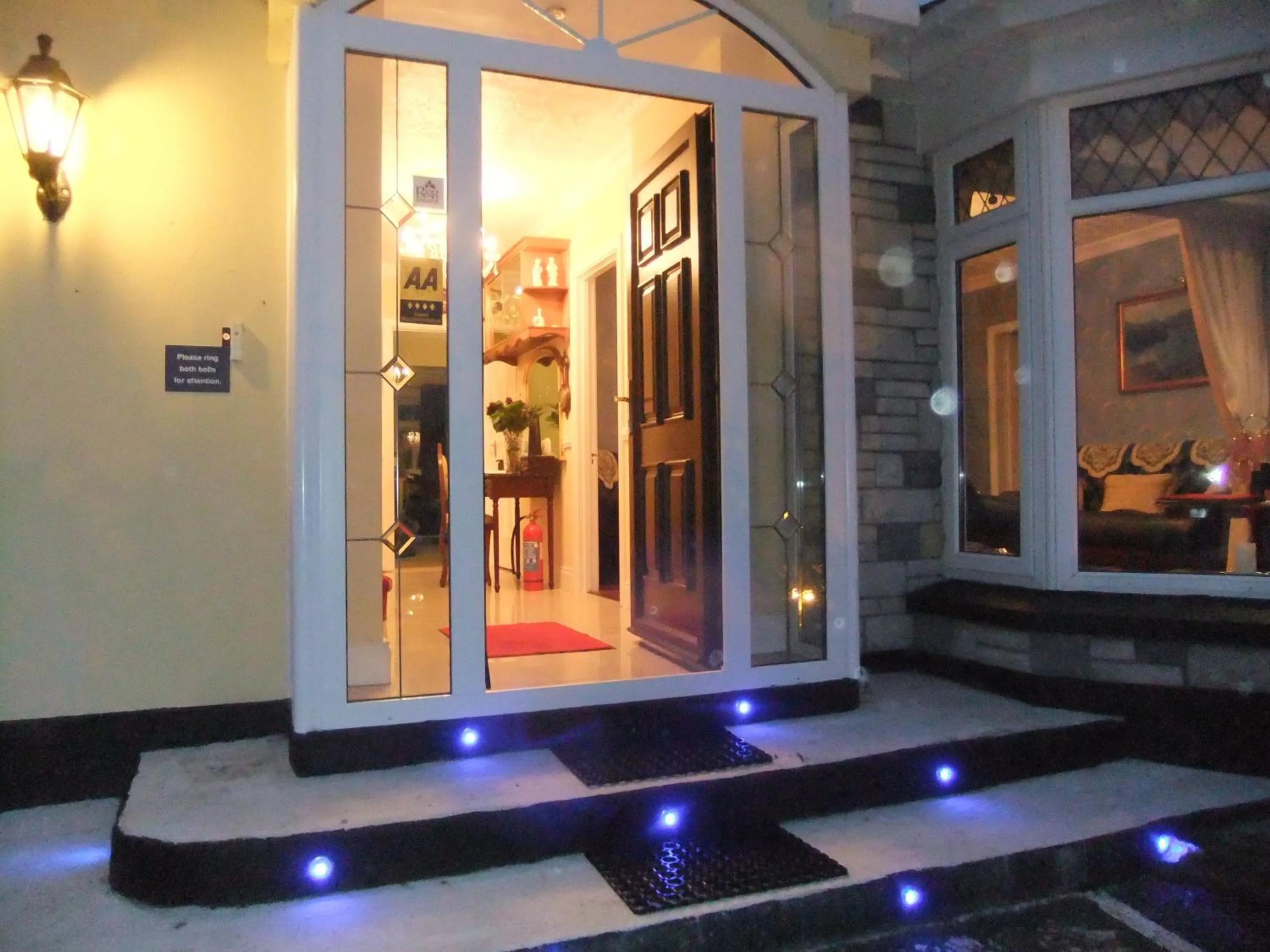 Facade/entrance in Harbour View